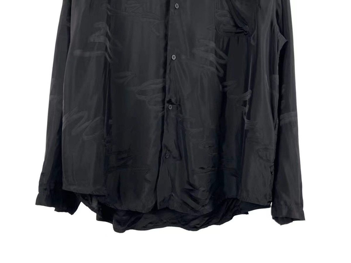 Balenciaga Balenciaga Monogram Prints Logo Shirt Size US S / EU 44-46 / 1 - 4 Thumbnail