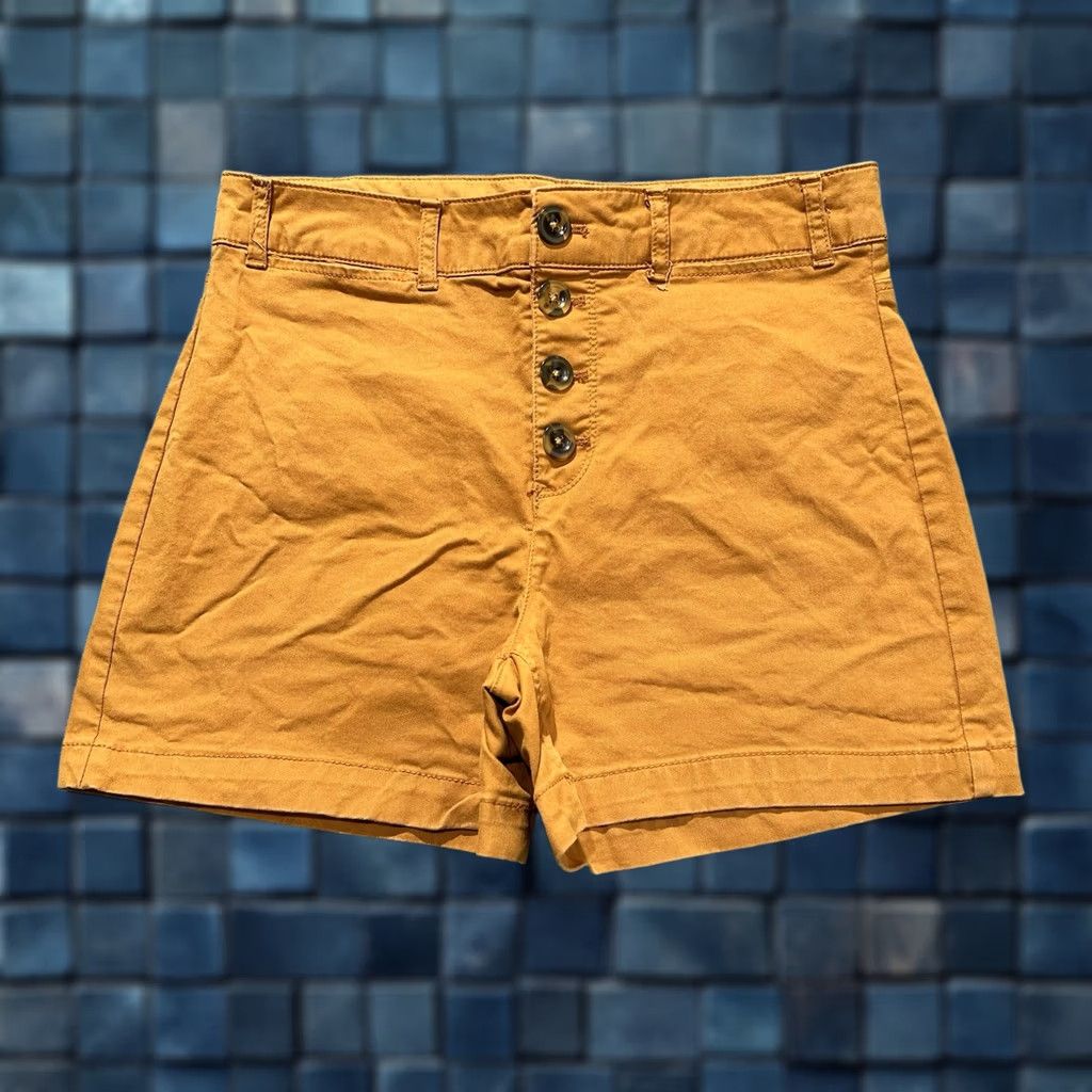 Old Navy Old Navy Shorts Womens 6 Mustard Yellow High Rise Chino Button Fly EUC 413220 Size 28" / US 6 / IT 42 - 1 Thumbnail