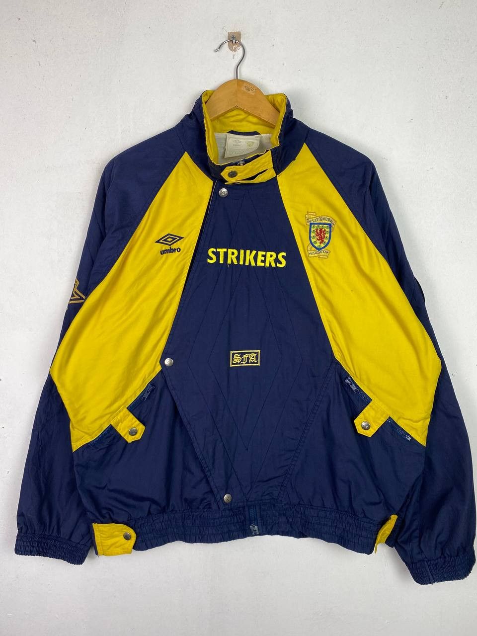 Umbro vintage scottish football association by umbro light jacket Size US XXL / EU 58 / 5 - 1 Thumbnail