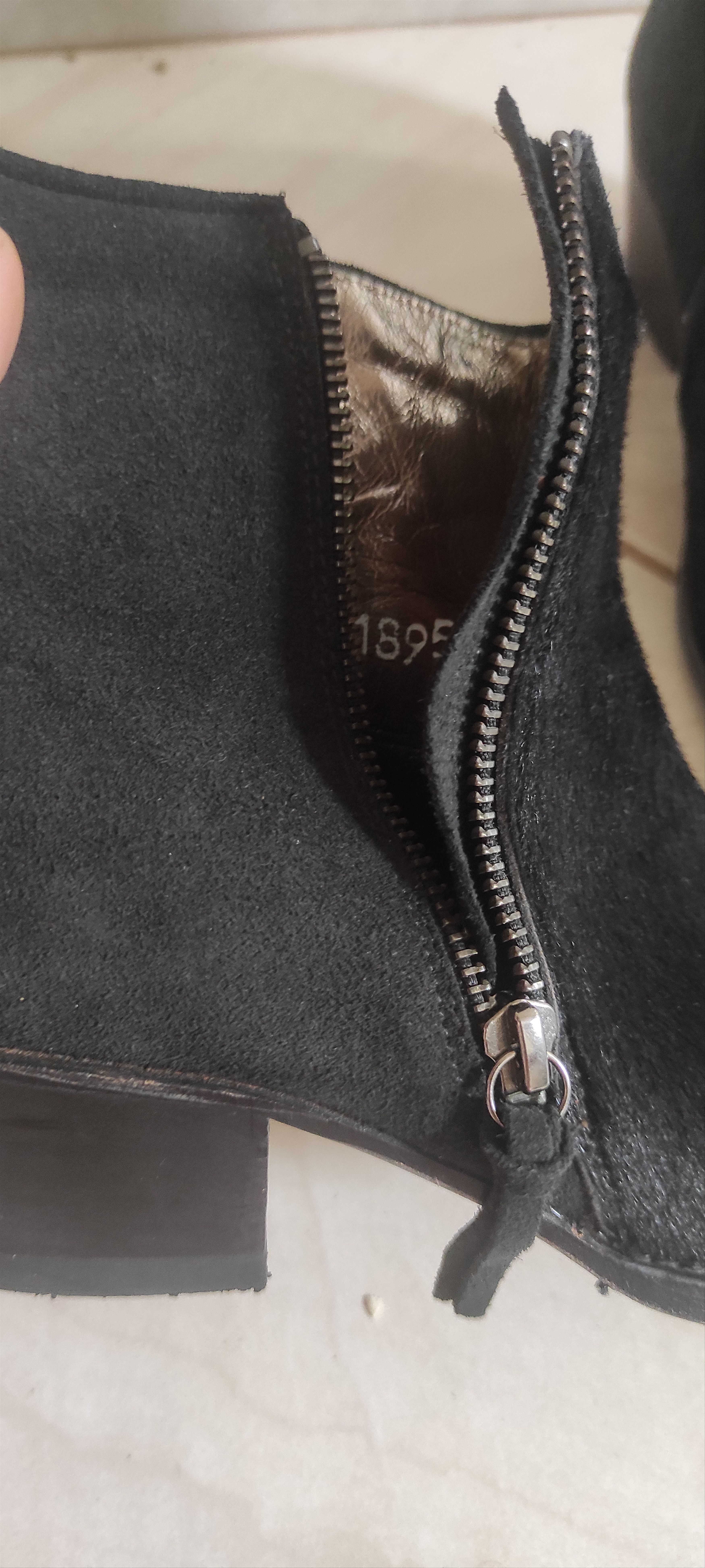 Other Sendra Cowboy Boots Black Suede Leather Ankle Boots Size US 6 / IT 36 - 21 Thumbnail