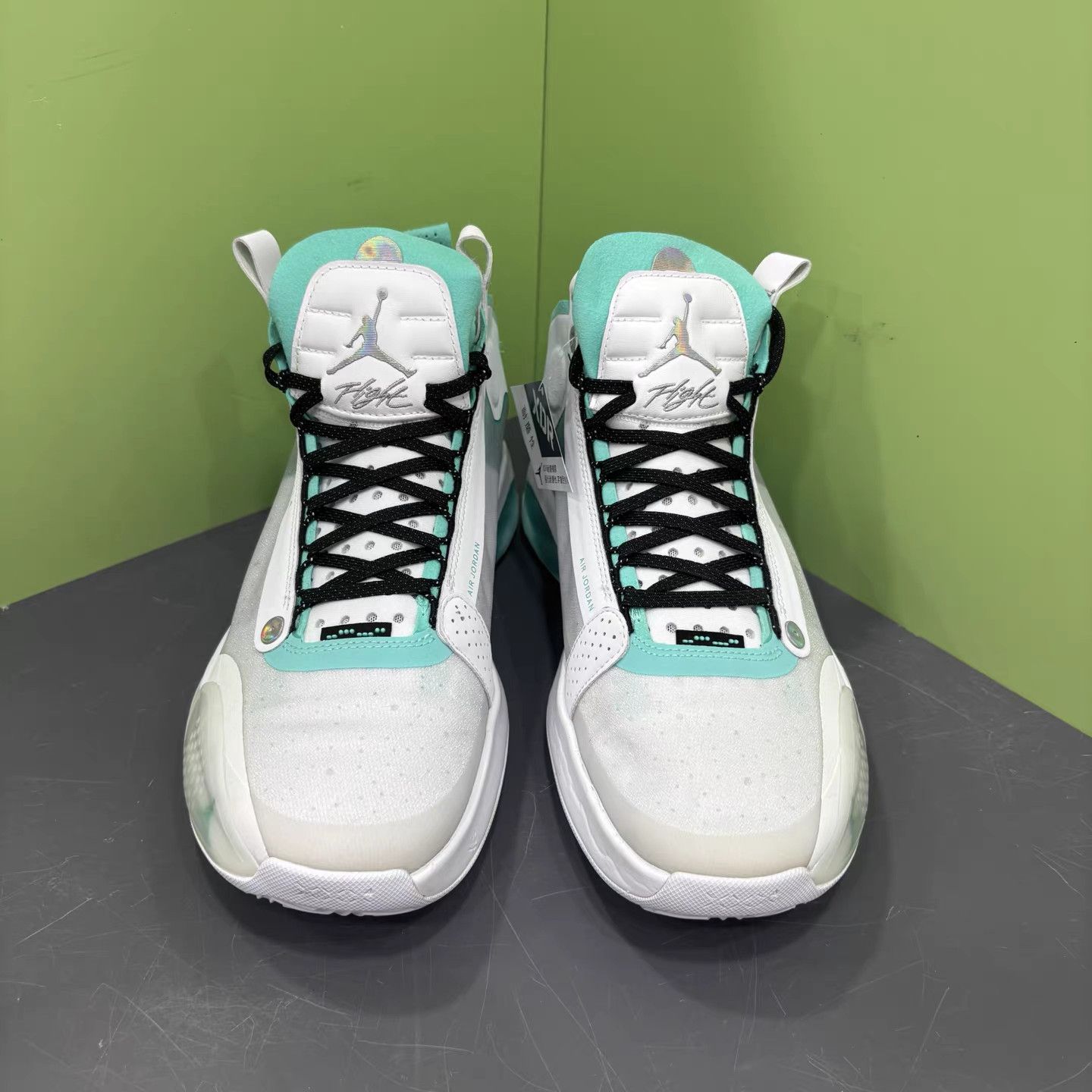 Jordan Brand Air Jordan PE Basketball Shoes K15 Size US 10 / EU 43 - 2 Thumbnail
