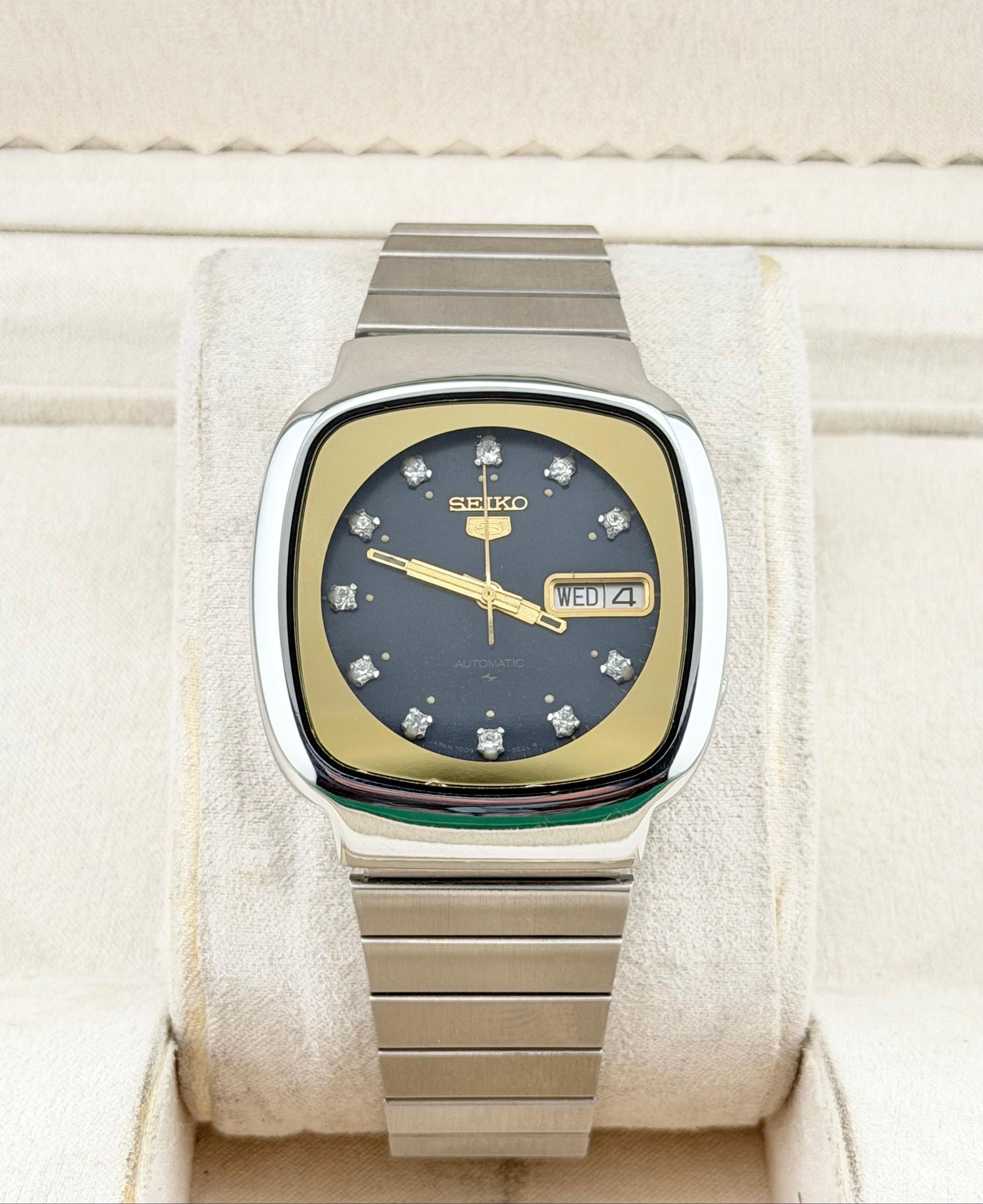 Seiko Vintage Seiko 5 7009 Men's Wrist Automatic Watch Size 36 - 2 Thumbnail