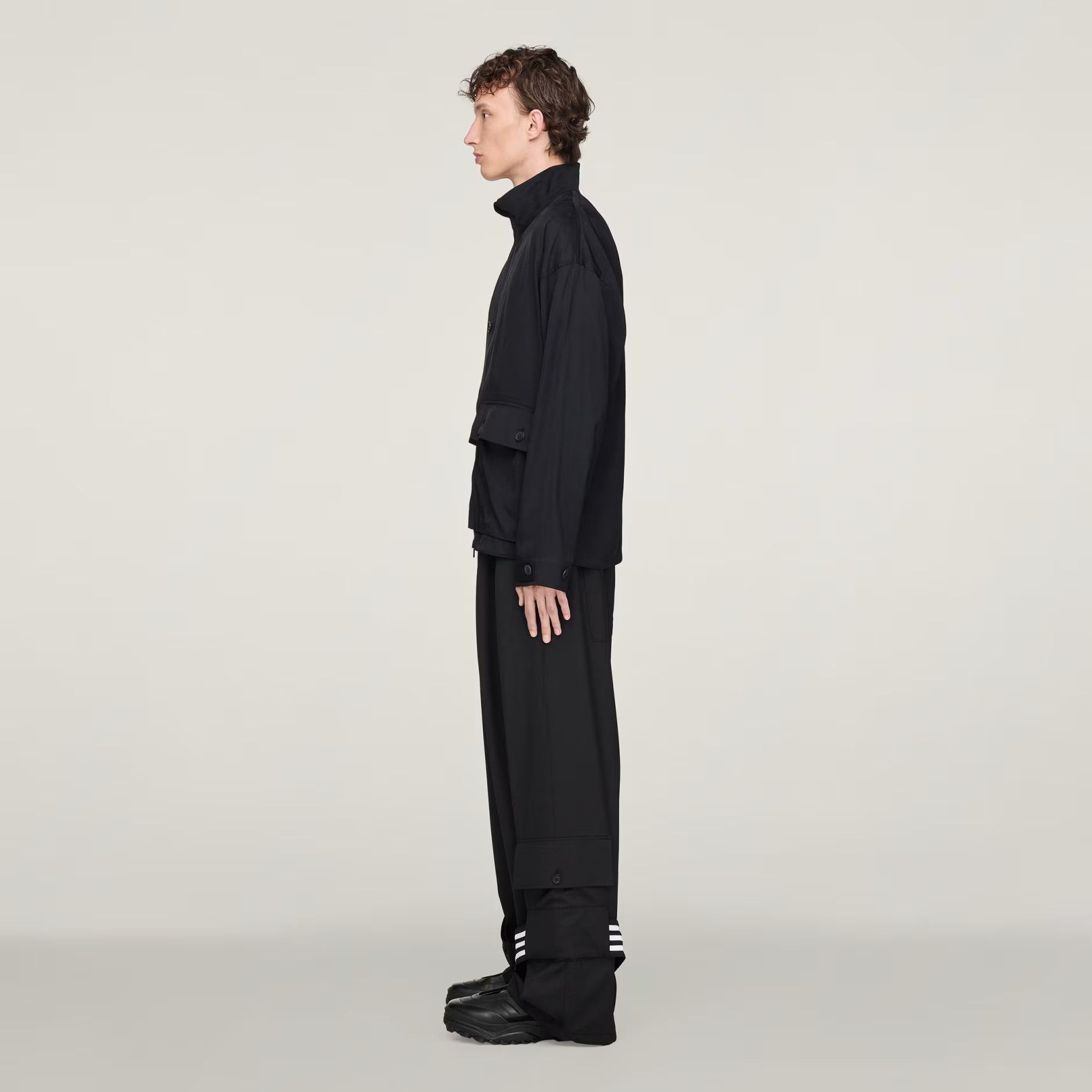 Y-3 o1tko10426 Refined Wool Wide Cargo Pants in Black Size US 34 / EU 50 - 3 Thumbnail