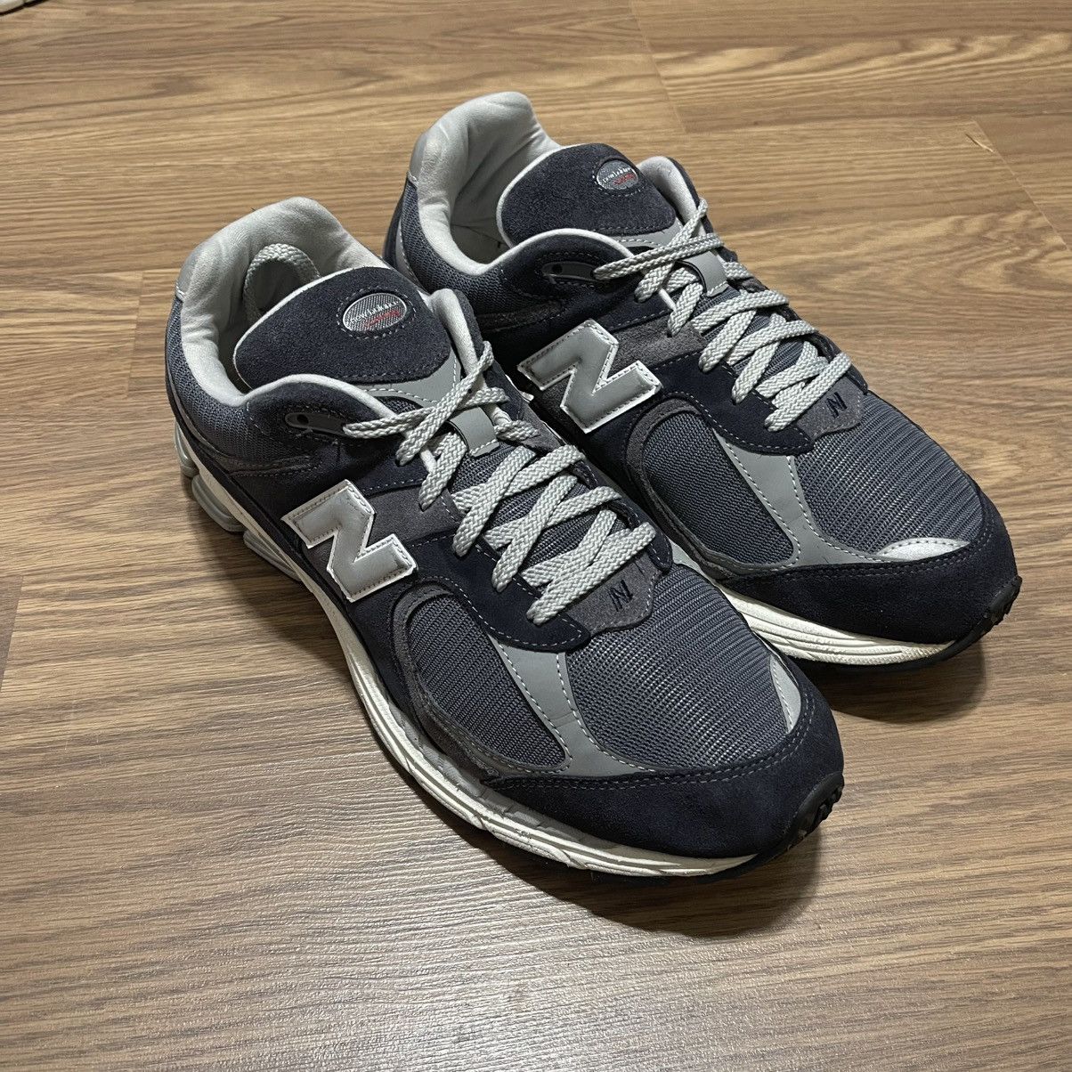 New Balance × Sneakersnstuff × Vintage New Balance x SNS 2002R