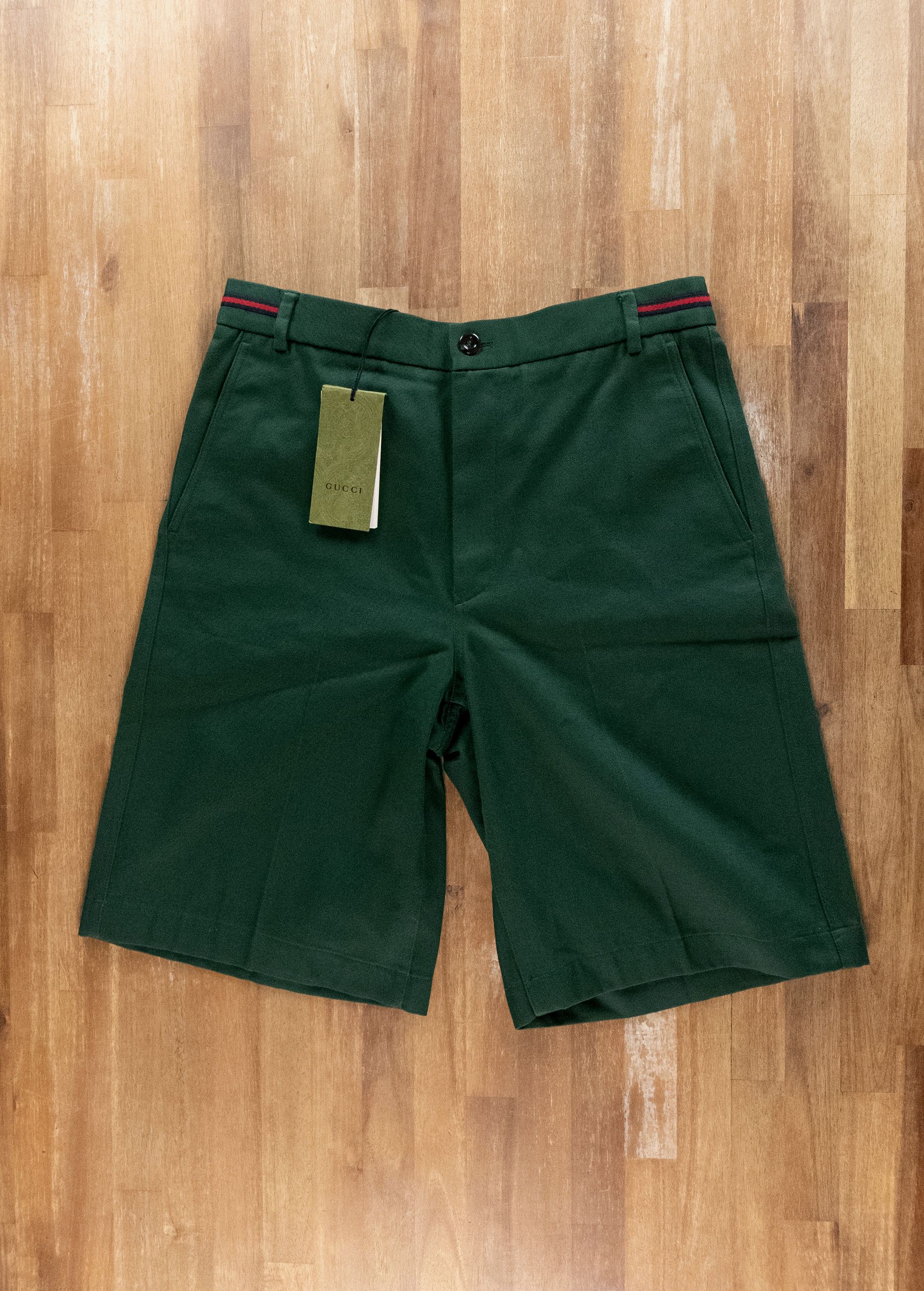 Gucci GUCCI green cotton shorts with crease and waist stripes 32 Size US 32 / EU 48 - 4 Thumbnail