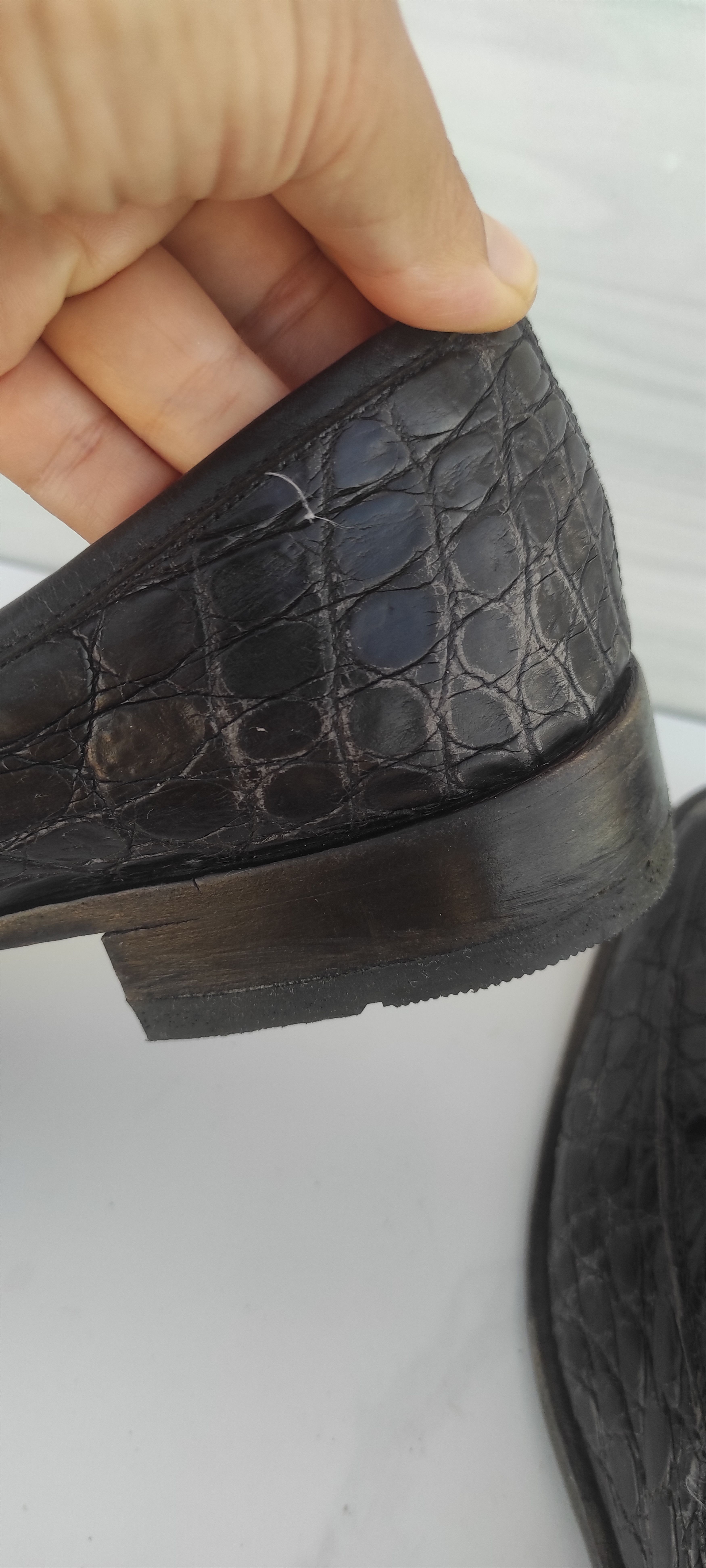 Cole Haan Cole Haan Genuine Crocodile Slip-On Loafer Size 9 1/2 Size US 9.5 / EU 42-43 - 13 Thumbnail