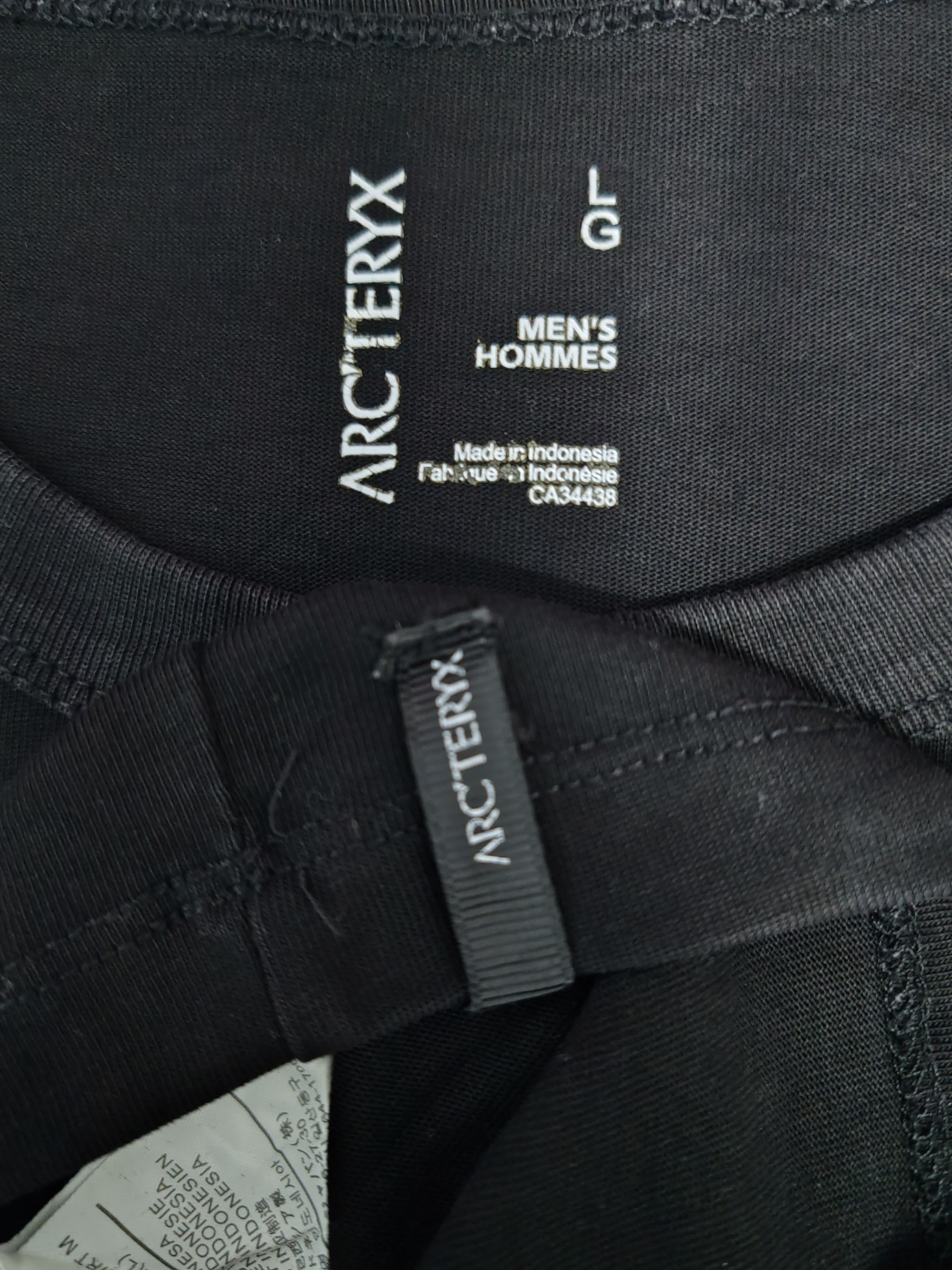Arc'teryx Arc'terxy Big Logo Spell Out Long Sleeve Tee Streetwear Size US L / EU 52-54 / 3 - 2 Thumbnail