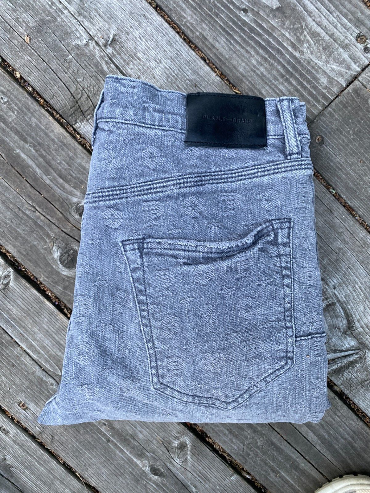 Purple Brand Purple Brand P001 Monogram Denim (Light Indigo Gray) Size 3 Size US 31 - 5 Thumbnail