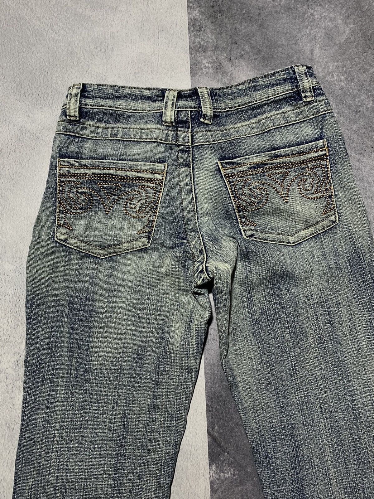 Japanese Brand × Vintage Vintage Y2K style Flared denim pants trousers size 26 Size 26" / US 2 / IT 38 - 3 Thumbnail