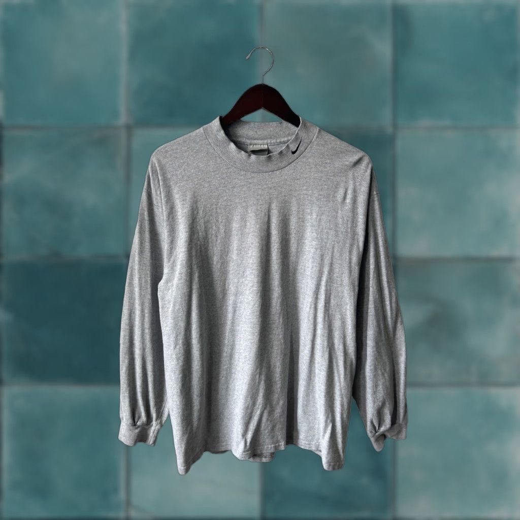 Nike VINTAGE Nike Silver Tag Mock Turtleneck Shirt Mens Large Gray 2000s Y2K Nike Swoosh Embroidered Size US L / EU 52-54 / 3 - 1 Thumbnail