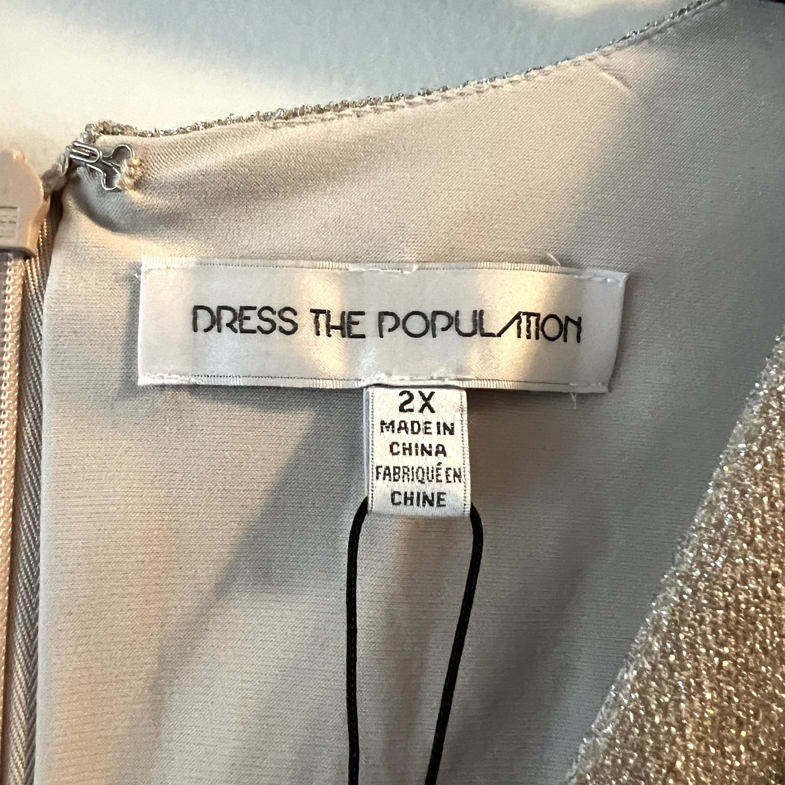 Dress the Population Dress the Population Riley Plunging Short Gold Dress Size 2X Size XXL / US 16-18 / IT 52-54 - 5 Thumbnail