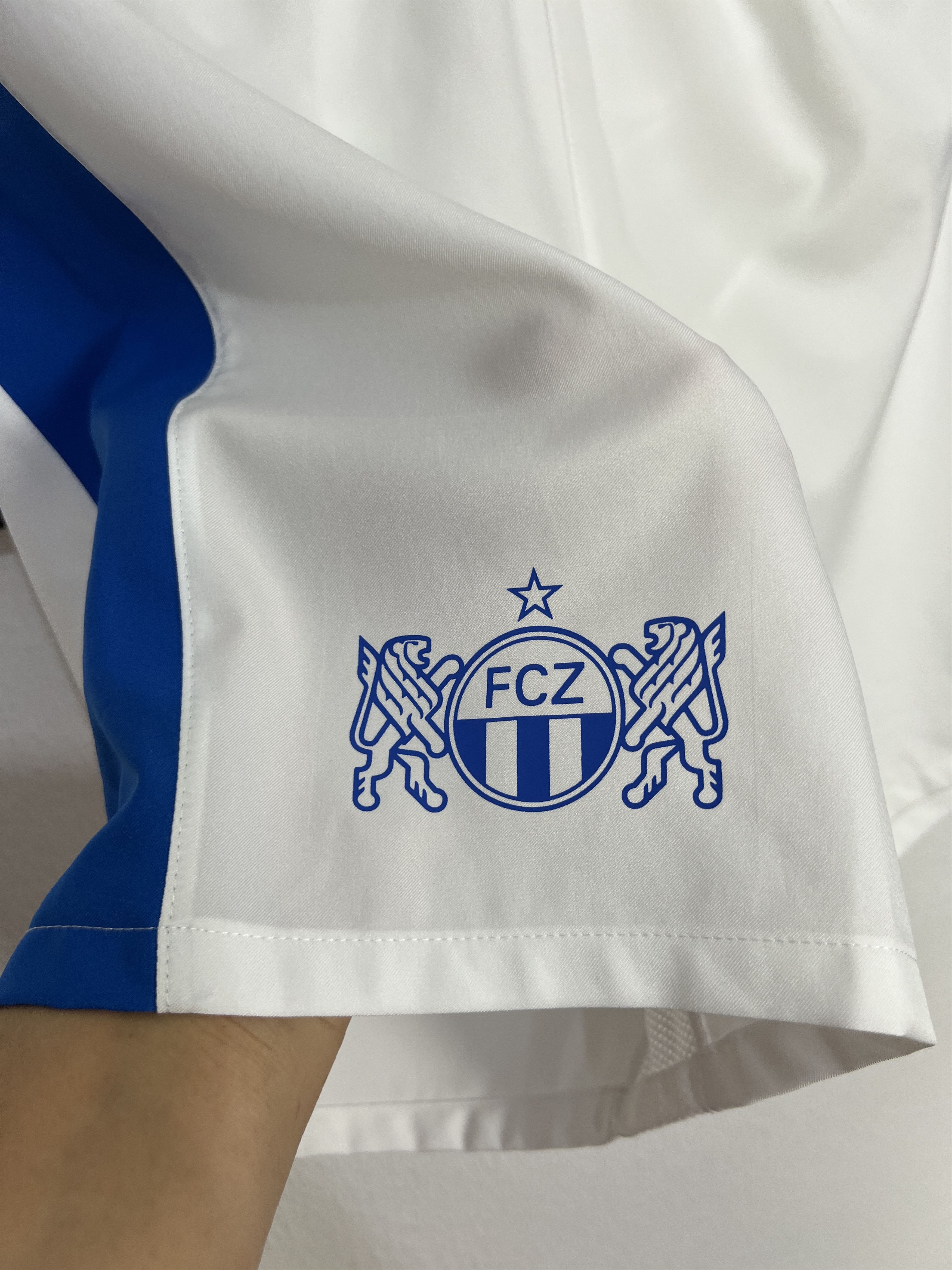 Nike Nike Zurich Football White Blue Shorts Soccer Mens Athletic Size US 36 / EU 52 - 2 Thumbnail