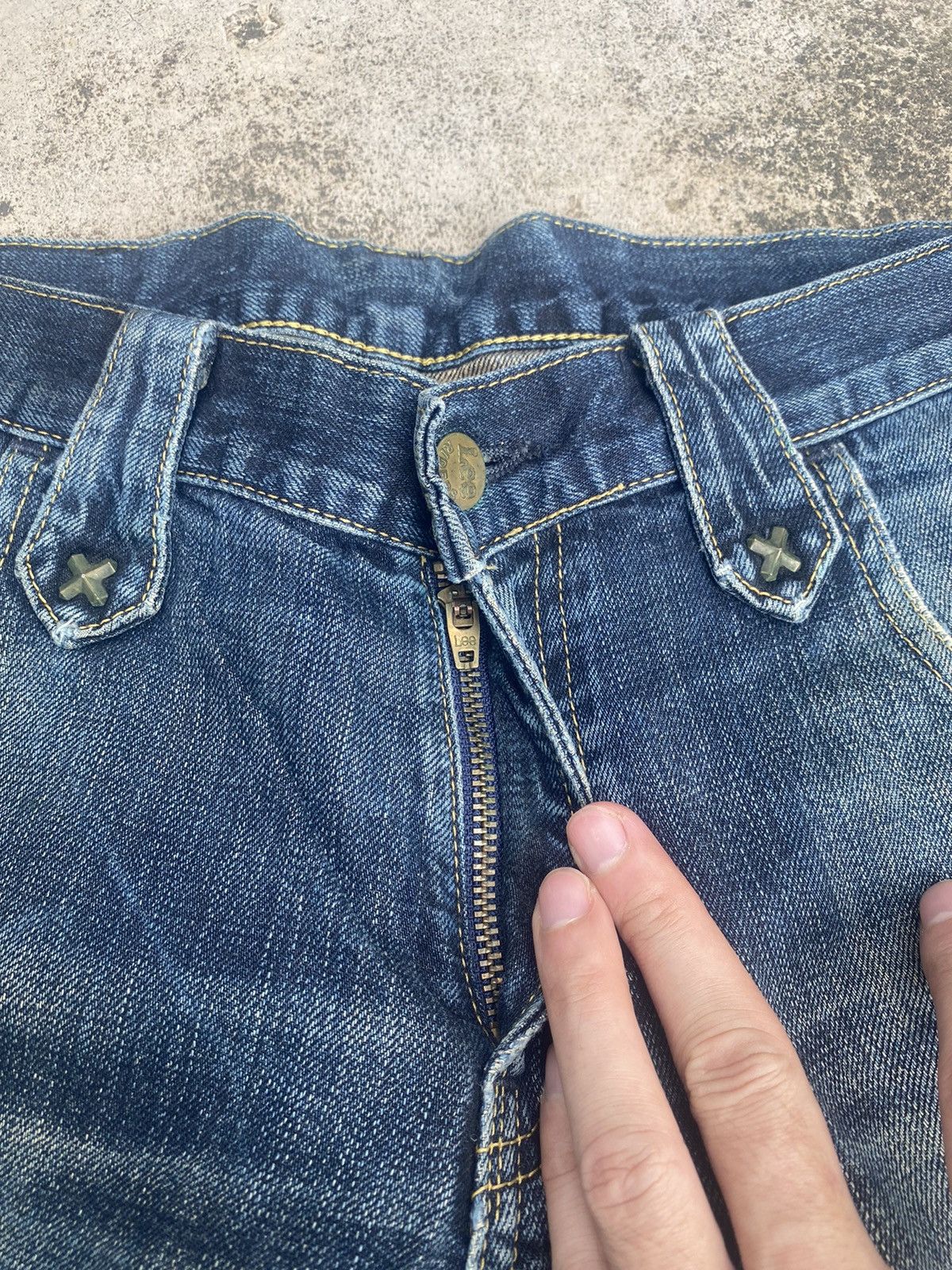 If Six Was Nine × Lee × Vintage Flare Jeans Lee Distressed Faded Bootcut Size US 31 - 12 Thumbnail
