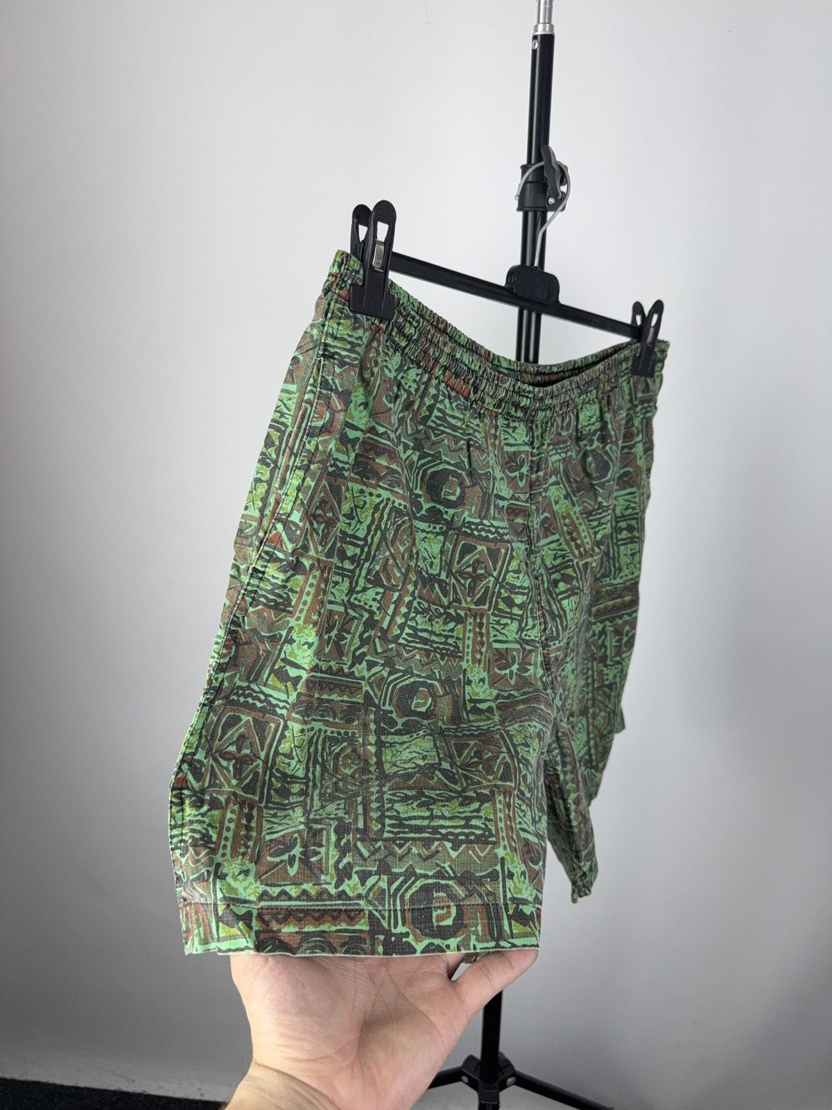 Vintage Vintage Tribal Print Swim Shorts 90s Ethnic Pattern Size US 35 - 3 Thumbnail
