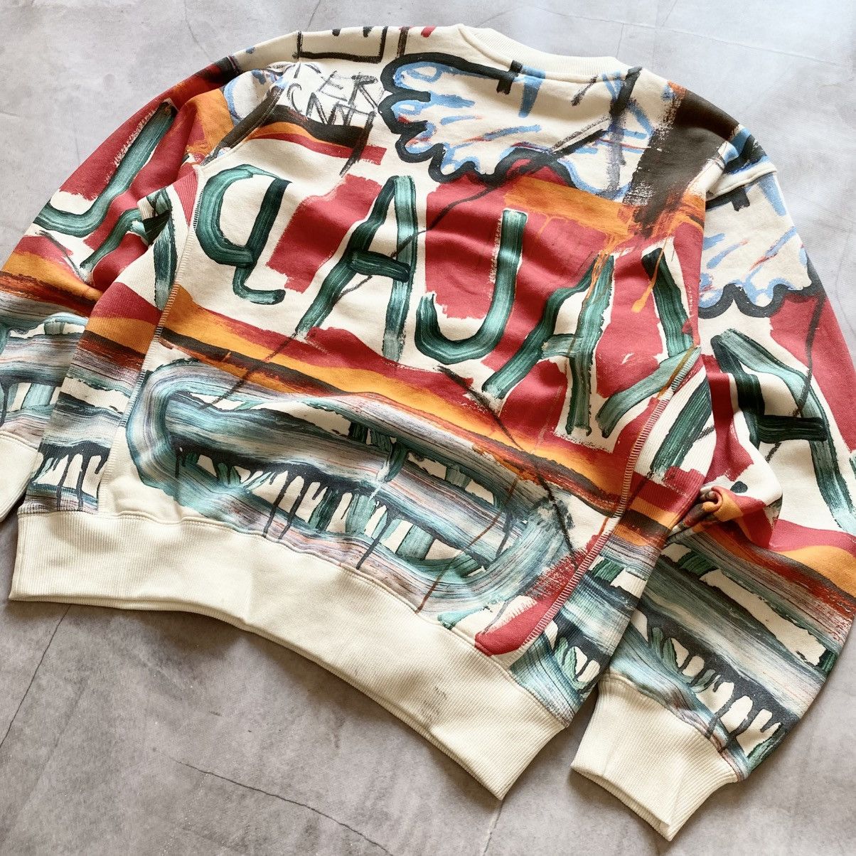 H&M × Jean-Michel Basquiat × Who Decides War Who Decided War x H&M x Jean Michel Basquiat Sweatshirt Y2K Size US S / EU 44-46 / 1 - 4 Thumbnail