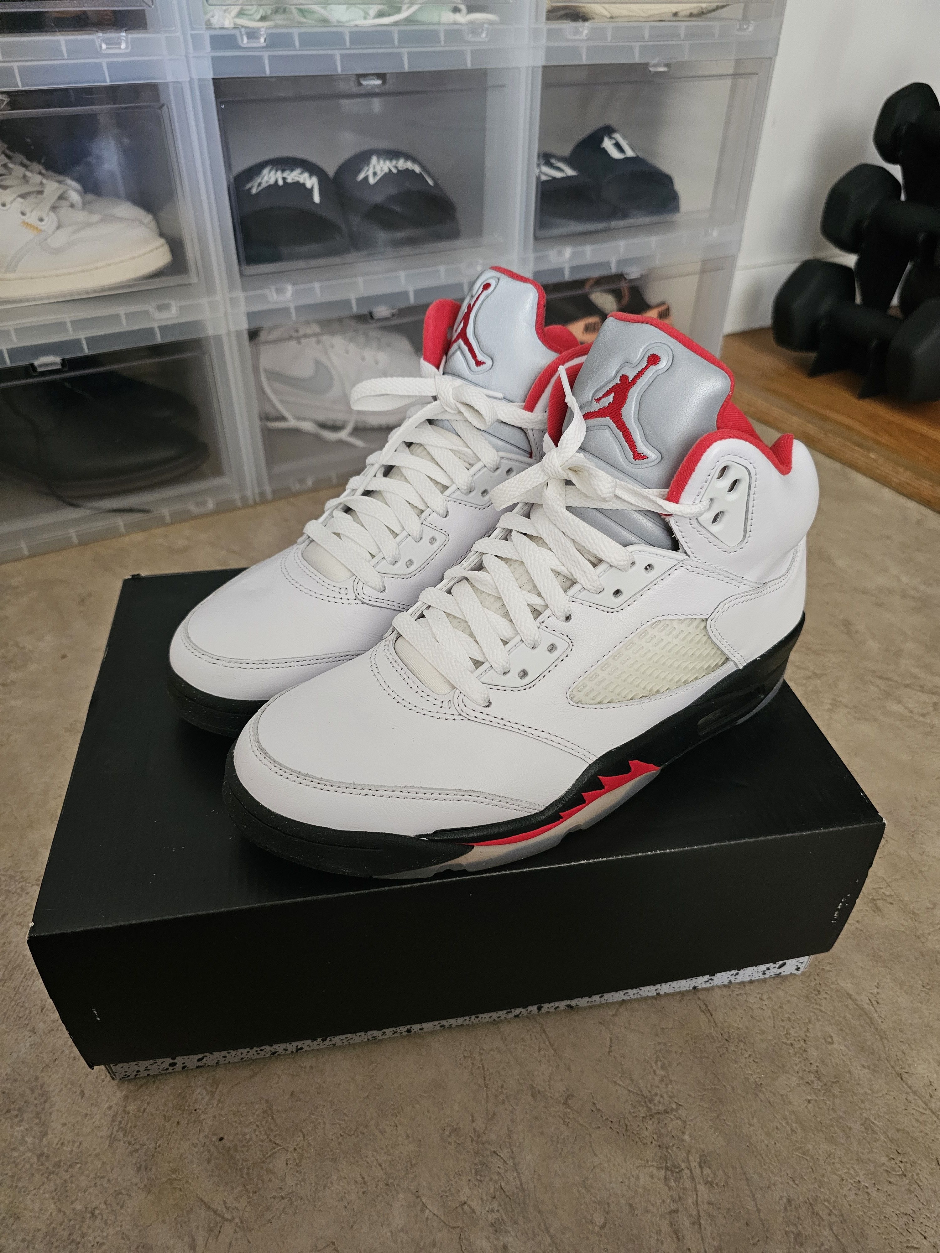 Jordan Brand Jordan 5 Fire red 2020 Size US 8 / EU 41 - 1 Thumbnail
