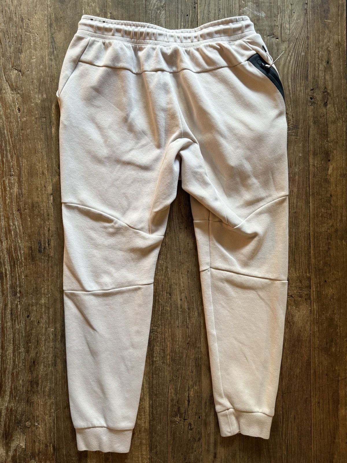 Nike Nike Tech Fleece Joggers Cream Size US 34 / EU 50 - 2 Thumbnail