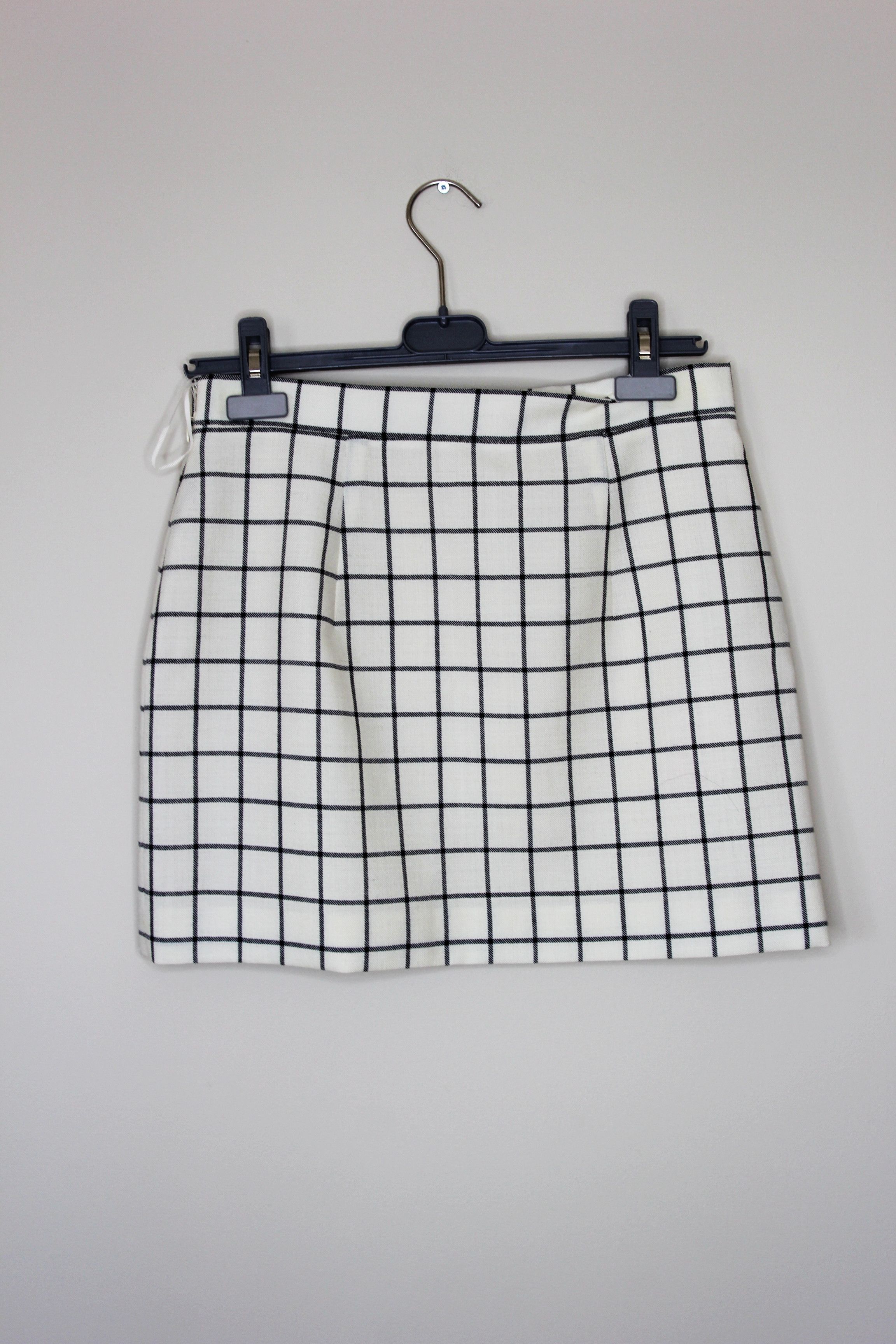 Marni BNWT AW23 MARNI WOOL CHECK MINI SKIRT 42 Size 28" / US 6 / IT 42 - 3 Thumbnail
