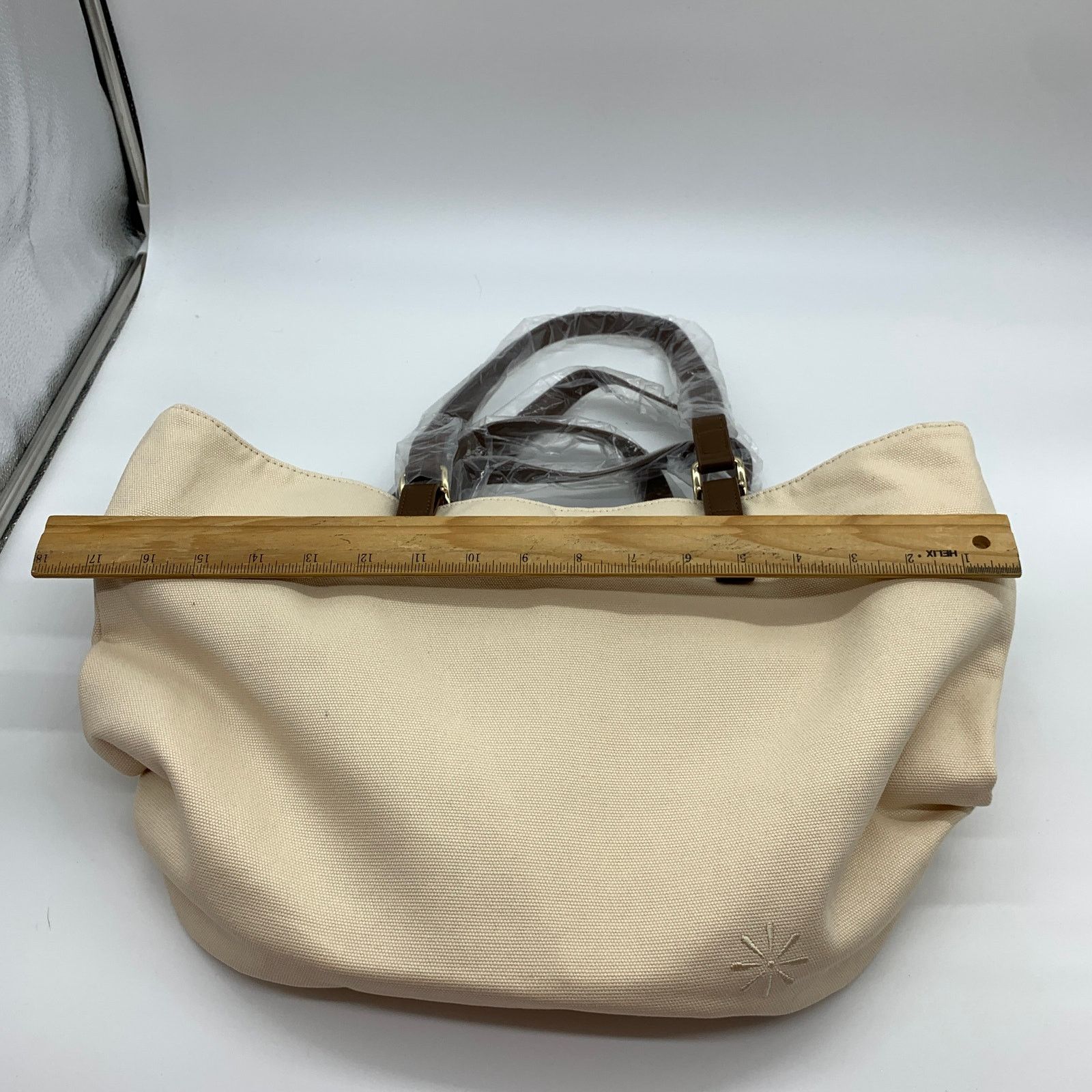 Other Isaac Mizrahi Live Womens Handbag Bridgehampton Size ONE SIZE - 6 Thumbnail