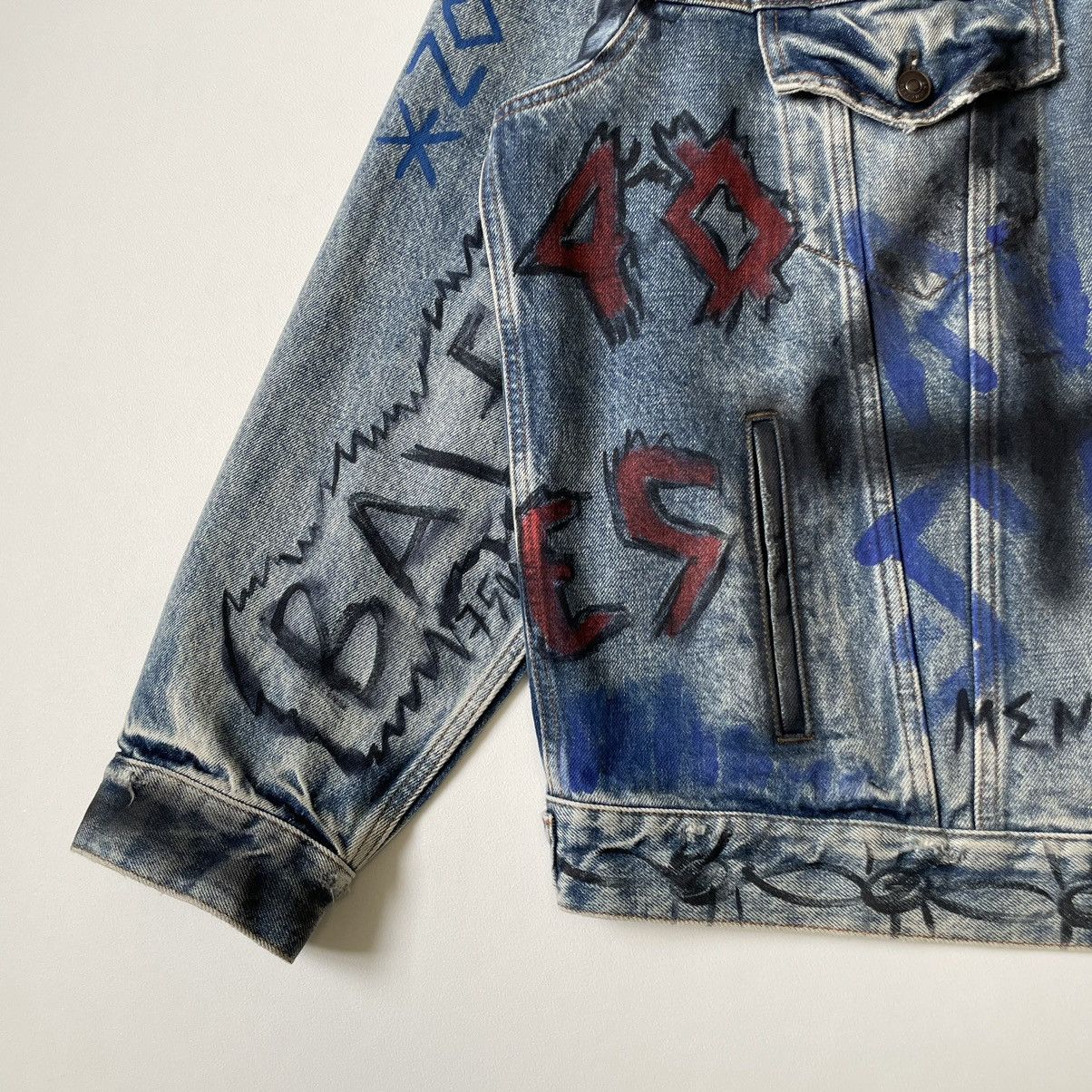 Balenciaga 2018 ‘Grafitti’ Denim Jacket Size US M / EU 48-50 / 2 - 7 Thumbnail
