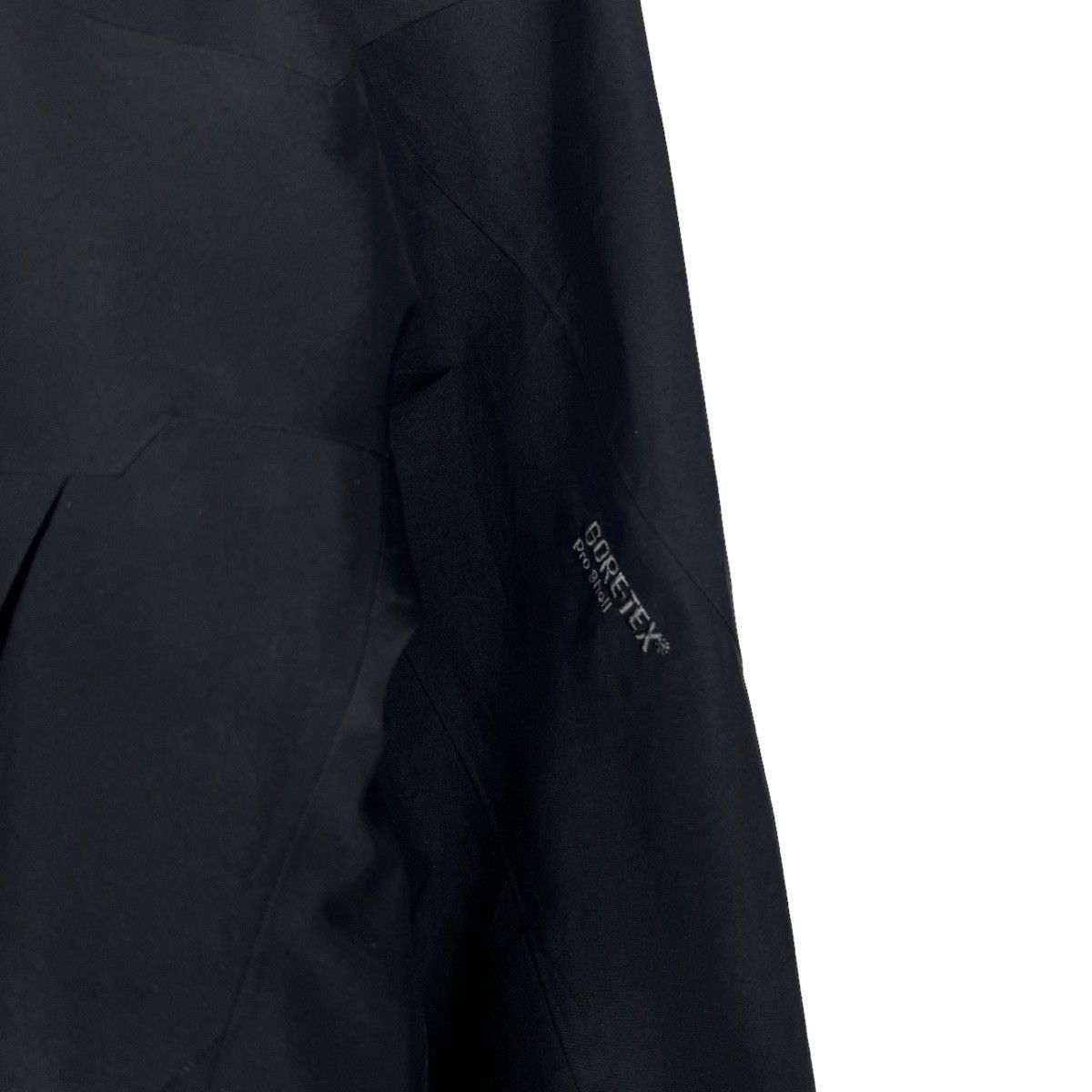 Arc'teryx 💥 Rare Arcteryx Alpha Sv Med Black Jacket Made In Canada Size US M / EU 48-50 / 2 - 10 Thumbnail