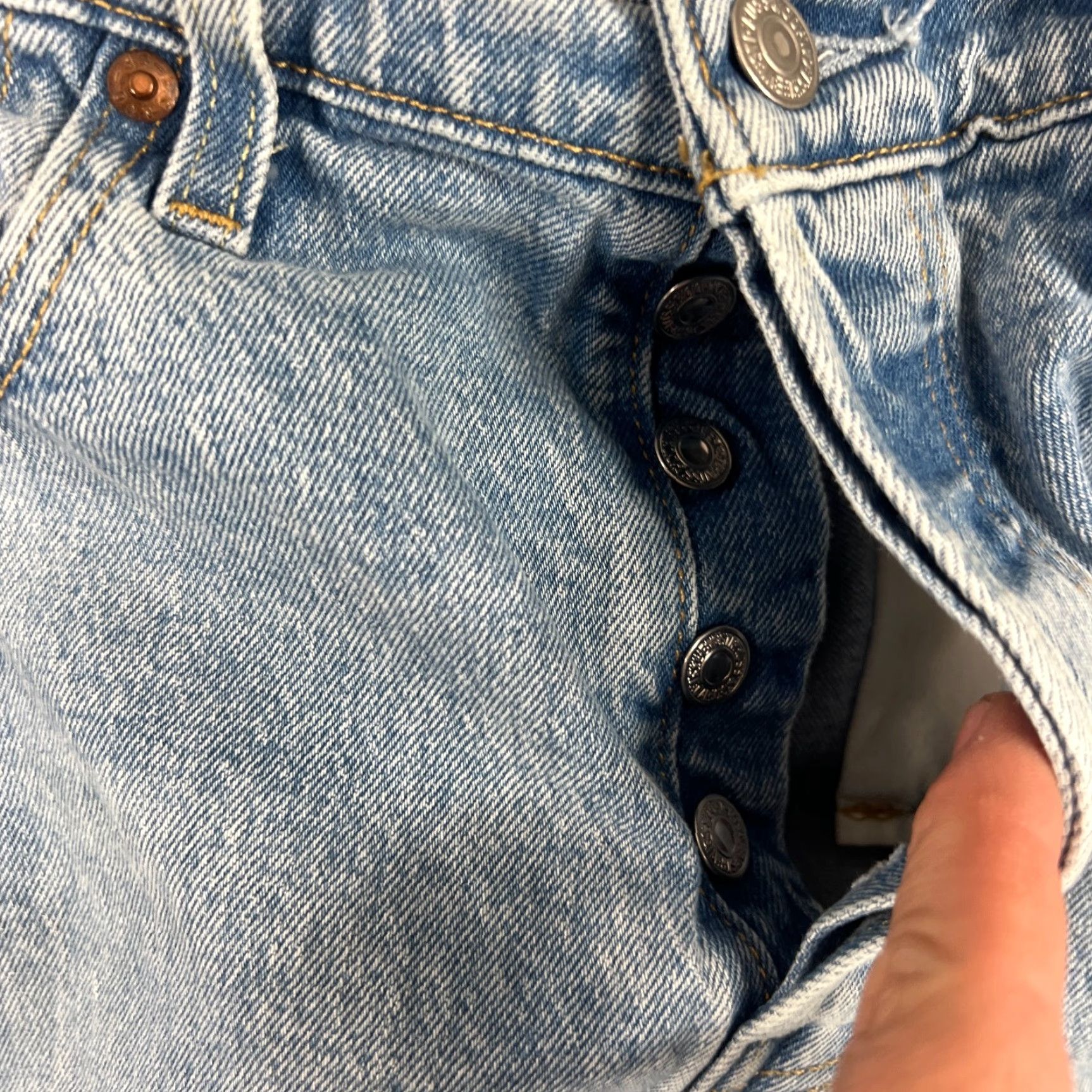 Levi's VINTAGE Levi's 501 Jeans Skinny 29 Womens Premium Denim Button Fly Frayed Cuff Blue 90s Womens Jeggings? Size 29" - 6 Thumbnail
