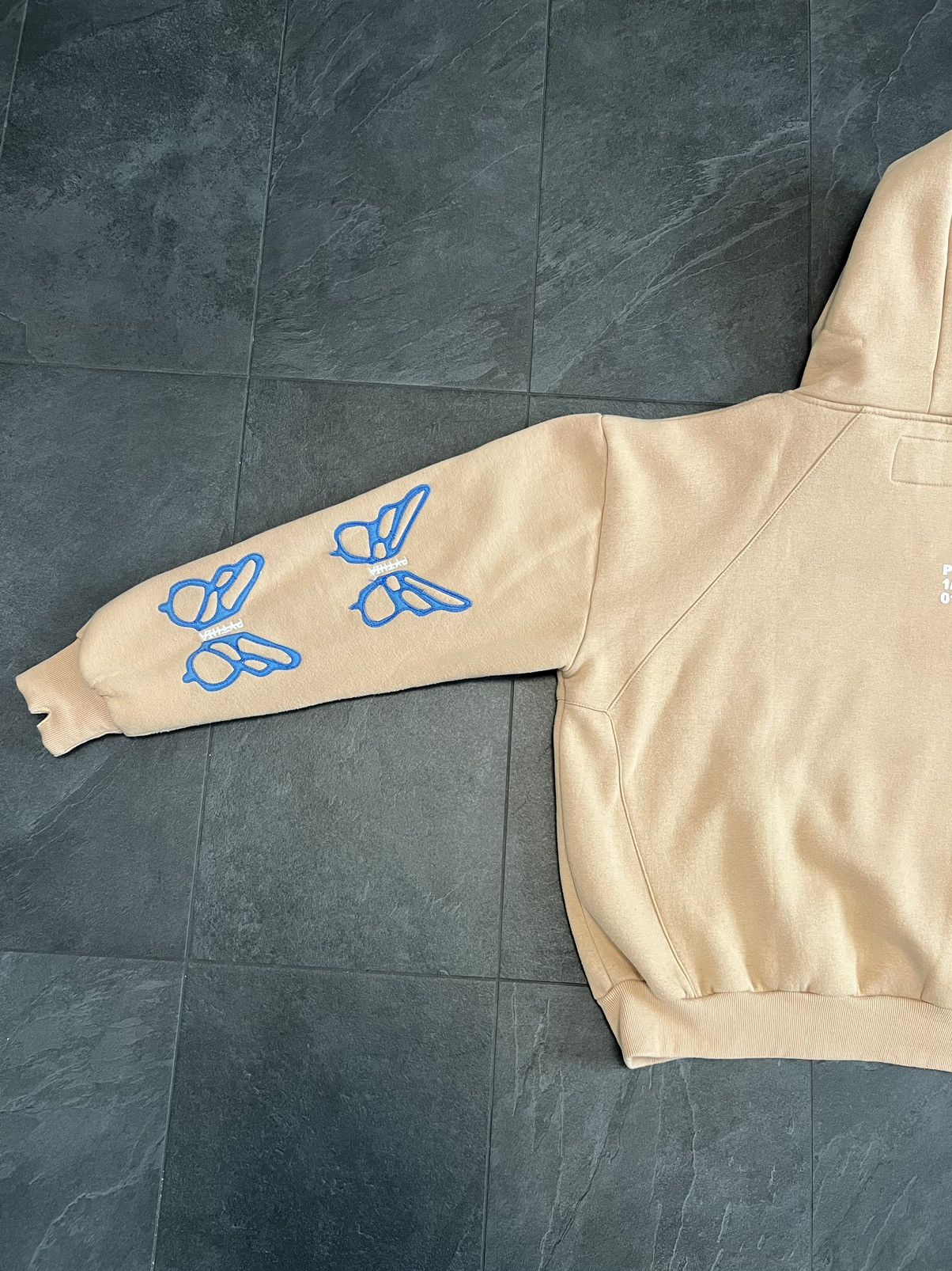 Pythia Pythia Butterfly Peripheral Hoodie 1/100 Size US XL / EU 56 / 4 - 5 Thumbnail