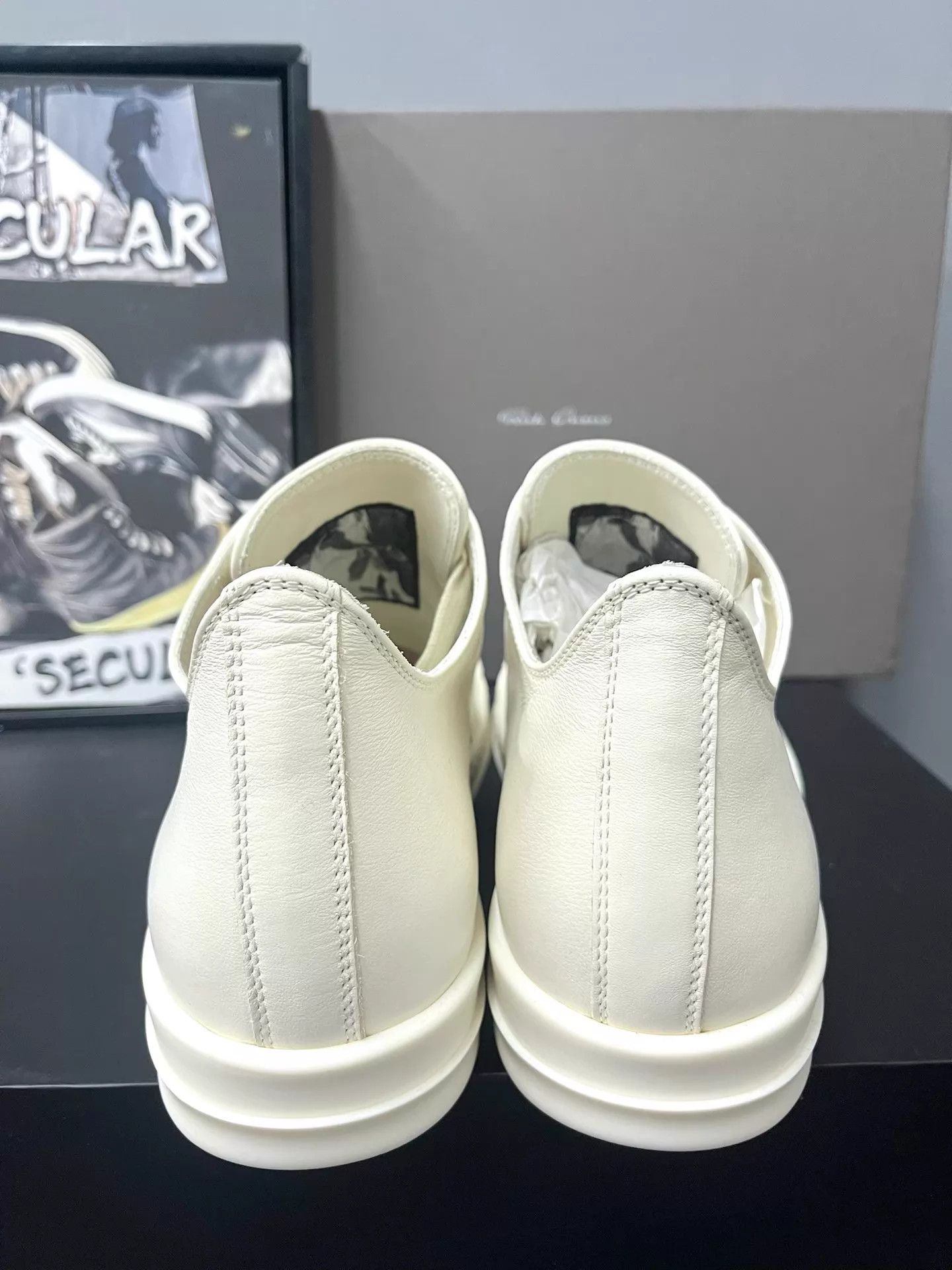Rick Owens Rick Owens 25SS Cream Leather Chunky Low Sneakers K34 Size US 6 / IT 36 - 7 Thumbnail