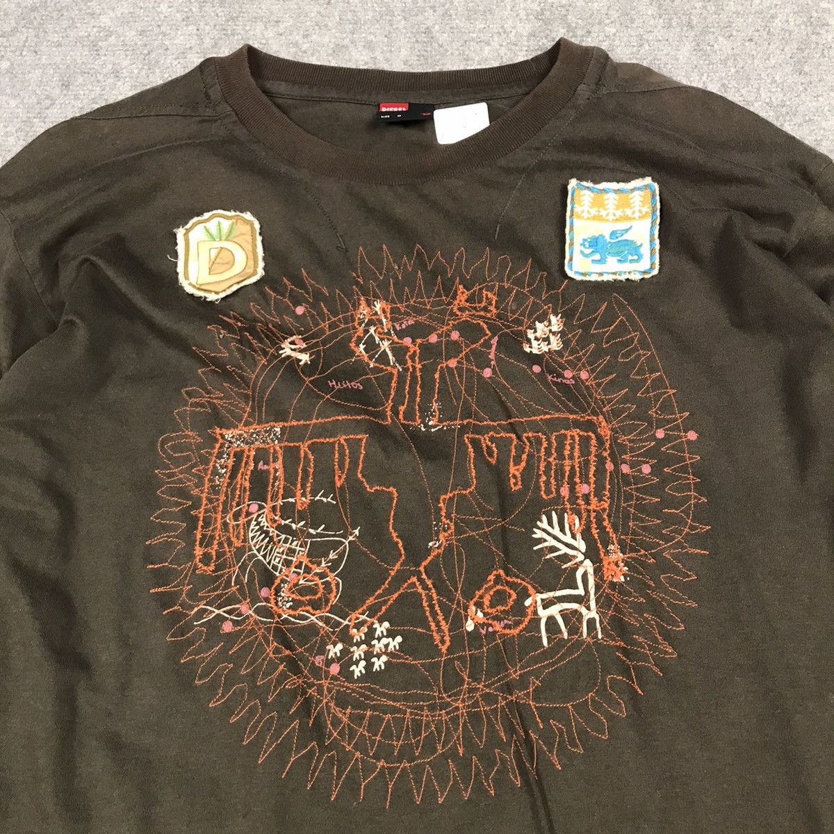 Diesel DIESEL EMBROIDERY DESIGN BROWN FADED LONG SLEEVE TSHIRT Size US M / EU 48-50 / 2 - 3 Thumbnail