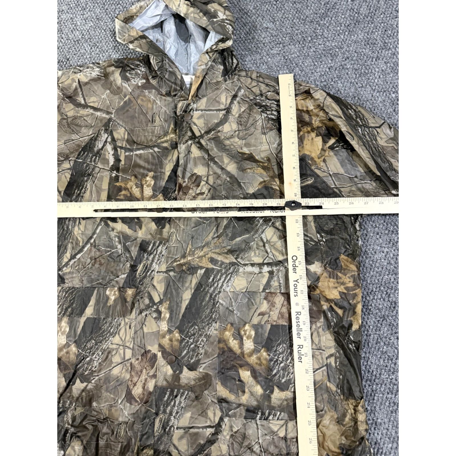 Realtree Realtree Hardwoods Jacket Mens Large Camo Hooded Rain Coat Hunting Waterproof PVC Snake Snap Pockets Unlined Logo Size US L / EU 52-54 / 3 - 4 Thumbnail