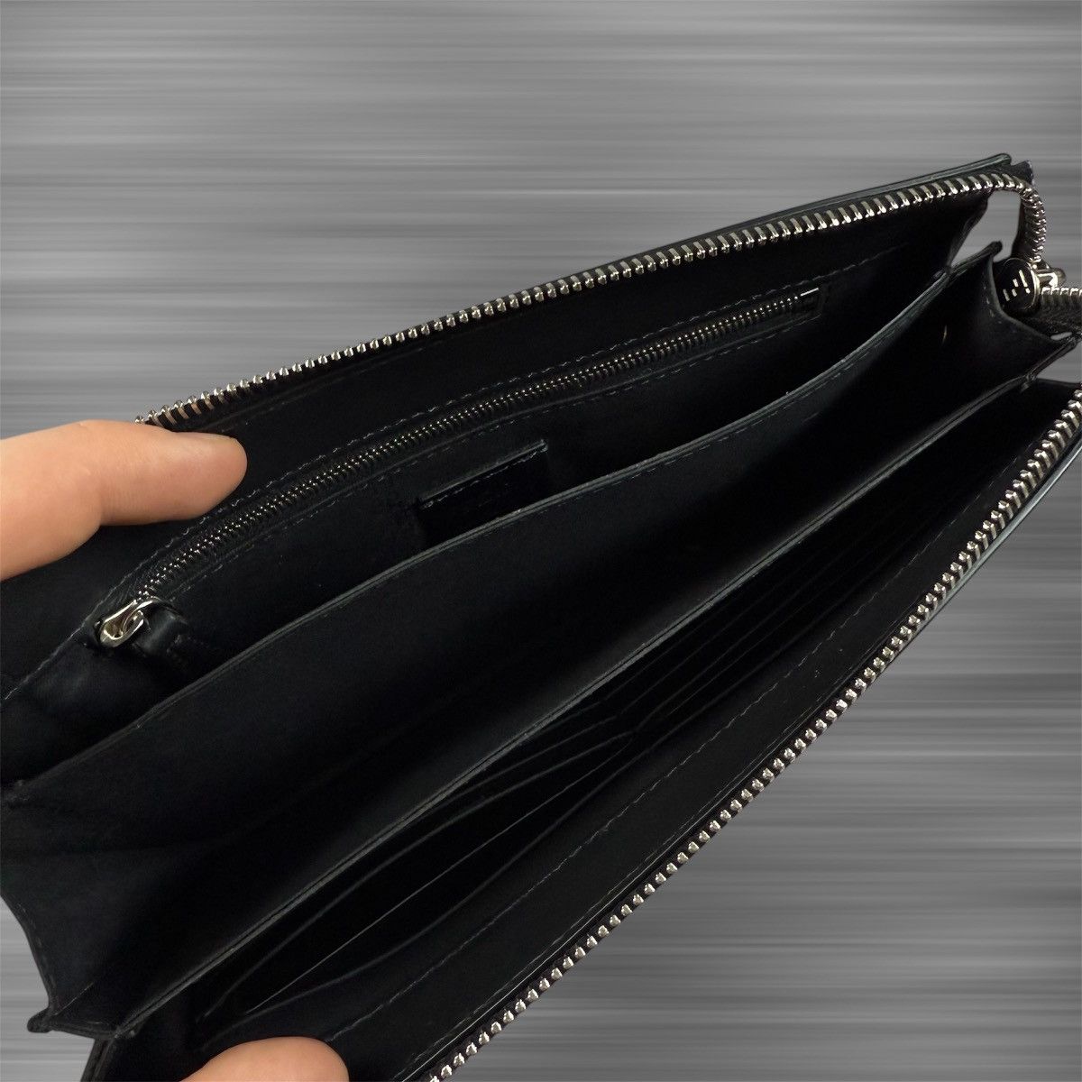 Fendi Fendi Black Think Fendi Pouch Size ONE SIZE - 3 Thumbnail
