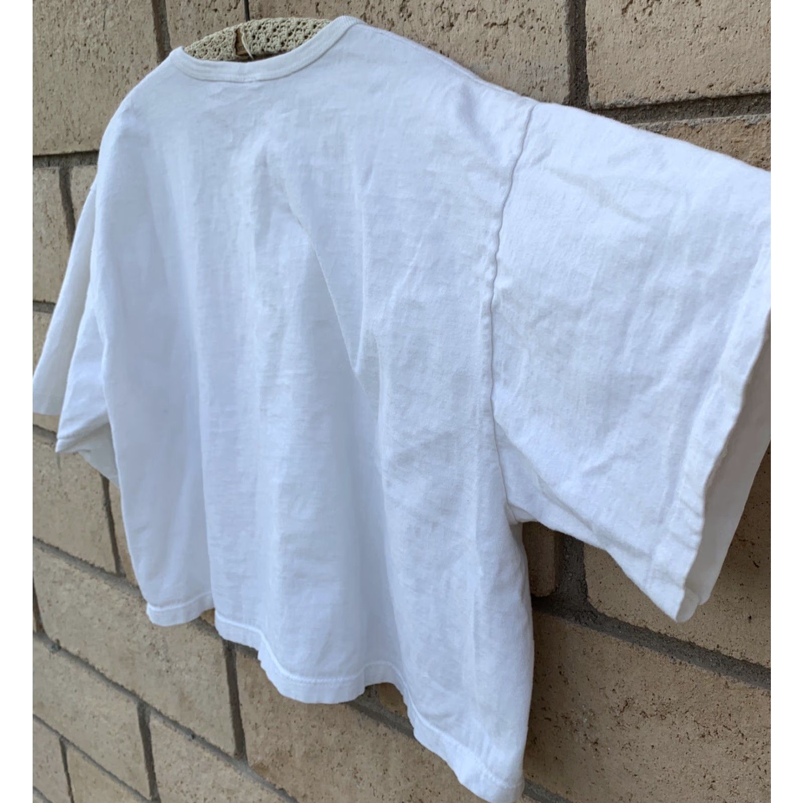 Vintage VINTAGE California Cropped T Shirt One Size White 80s 1980s Cropped T-Shirt Neon Graphics Sailboats Palm Trees Tropical Womens Shirt Size ONE SIZE - 7 Thumbnail