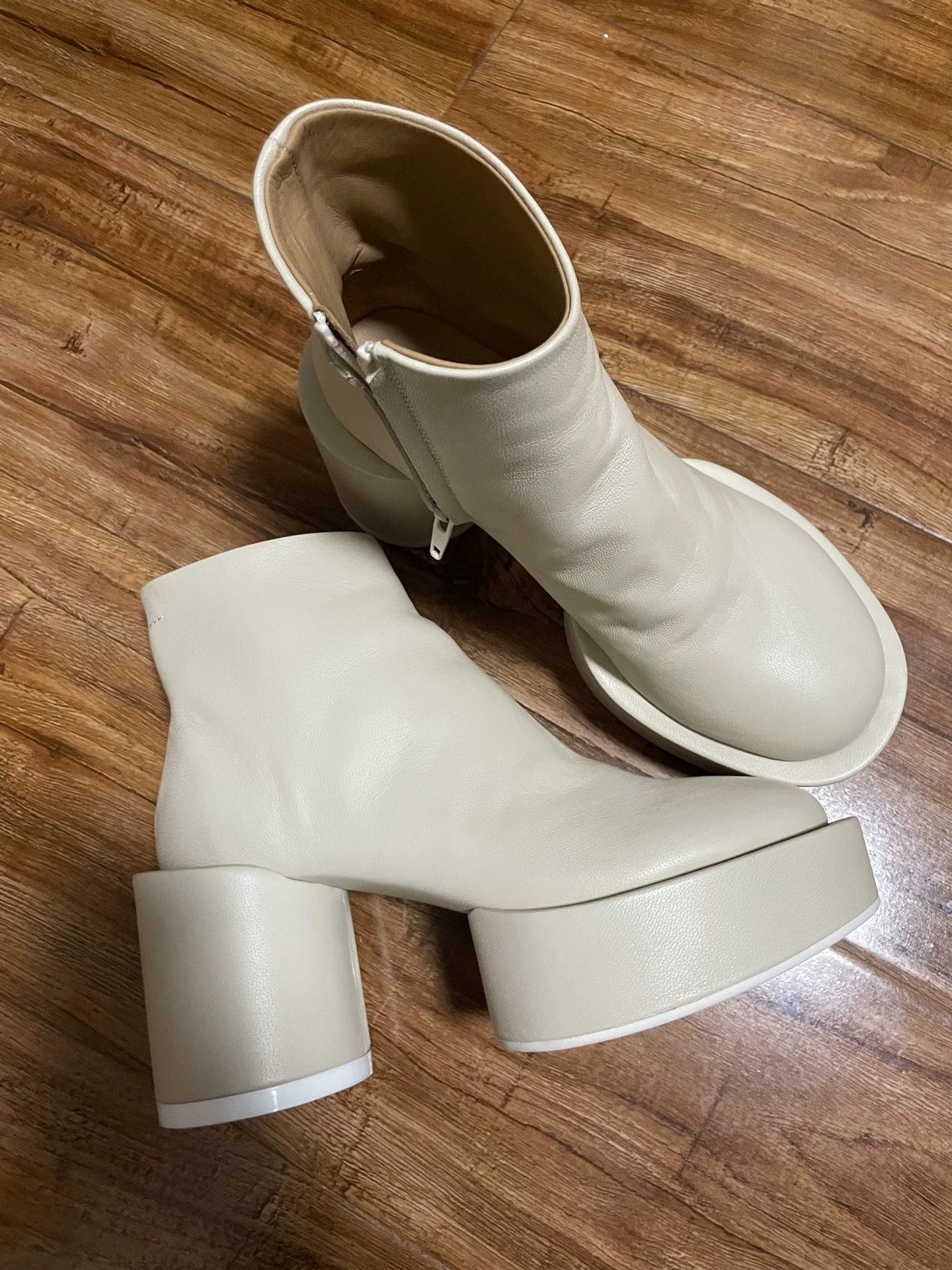 MM6 mm6 off-white high-heeled ankle boots 35 (size up) Size US 4.5 / IT 34.5 - 2 Thumbnail