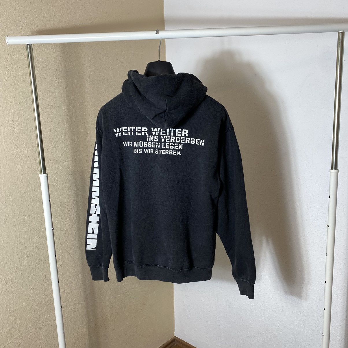 Vintage Vintage 2004 Rammstein Reise Hoodie Sweatshirt Skull Rare Size US M / EU 48-50 / 2 - 7 Thumbnail