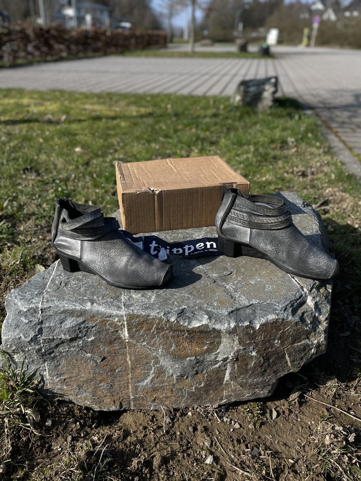 Trippen Leather BRACE ICE Ankle Boot With Bracelet Detail Zip Shoes Size US 9 / IT 39 - 4 Thumbnail