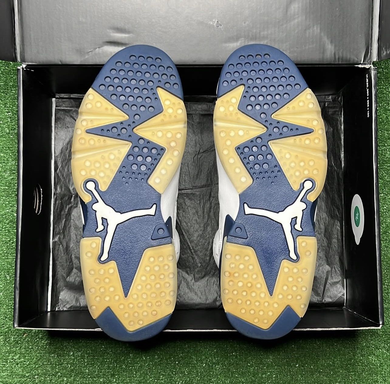 Jordan Brand Air Jordan 6 Retro ‘Midnight Navy’ 2022 Size US 8.5 / EU 41-42 - 6 Thumbnail