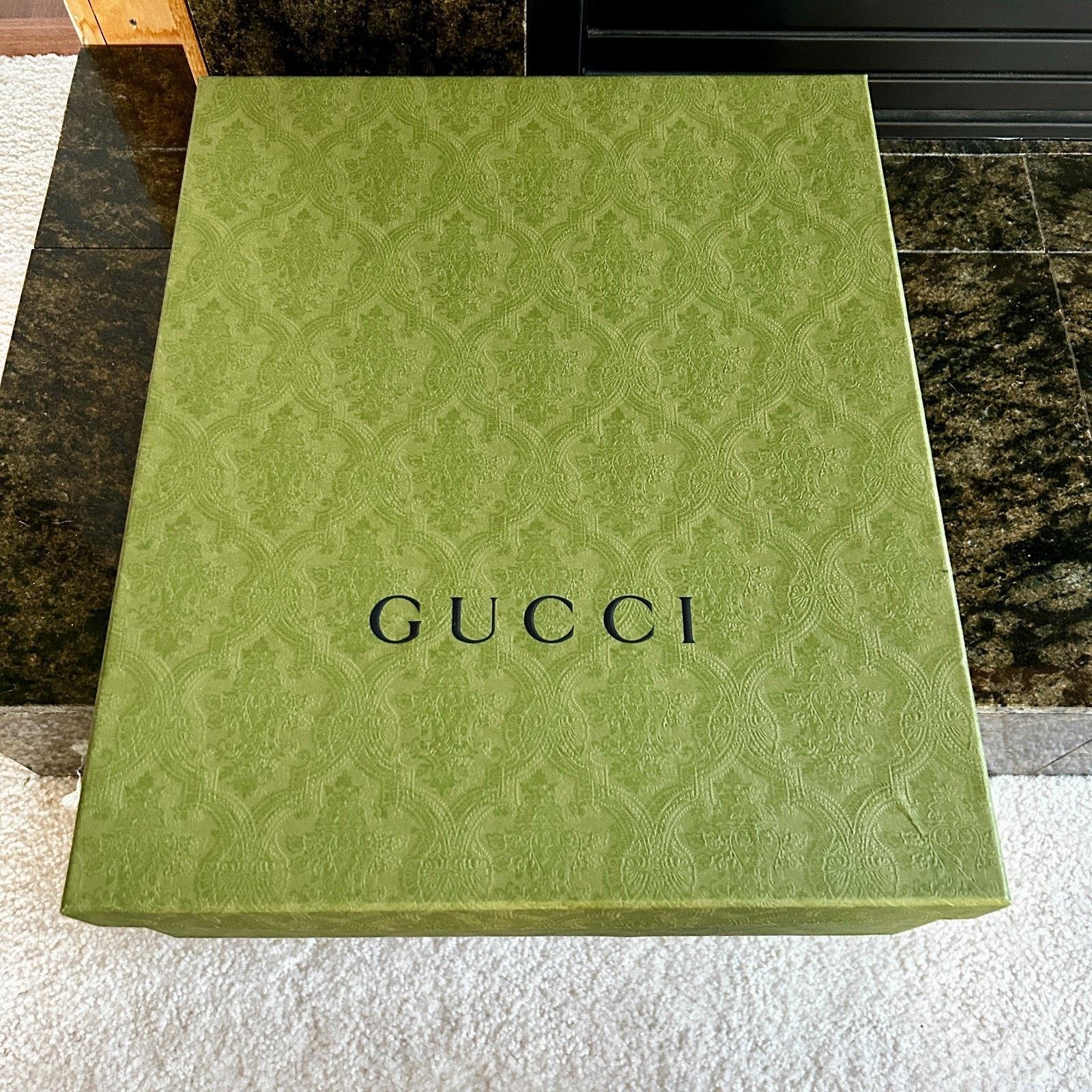Gucci Auth GUCCI Ultrapace R Mid-Top Neon Reflective Sock Sneakers Size US 7 / EU 40 - 8 Thumbnail