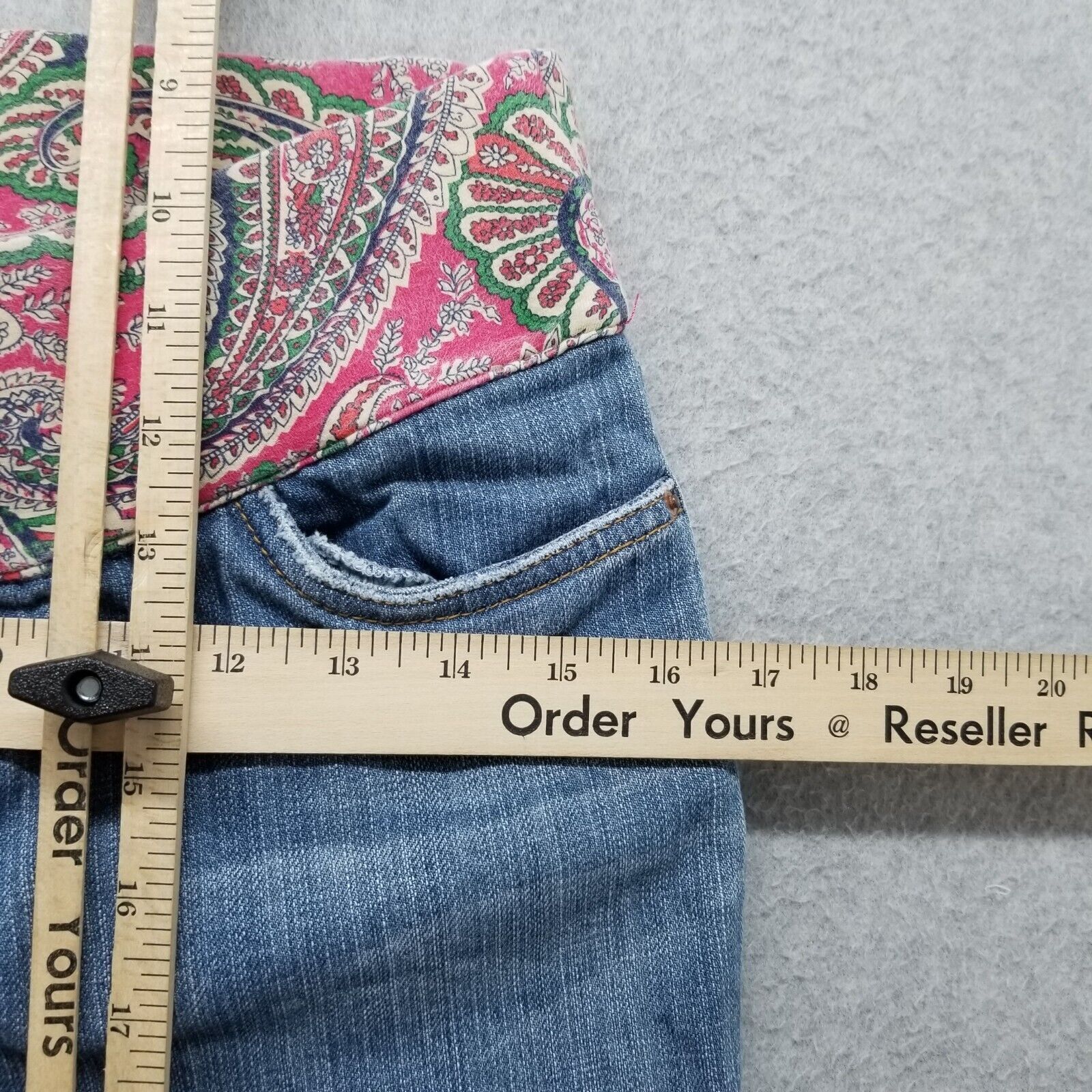 Old Navy Old Navy Maternity Jeans Womens S Blue Denim Stretch Bermuda Size 26" / US 2 / IT 38 - 11 Thumbnail