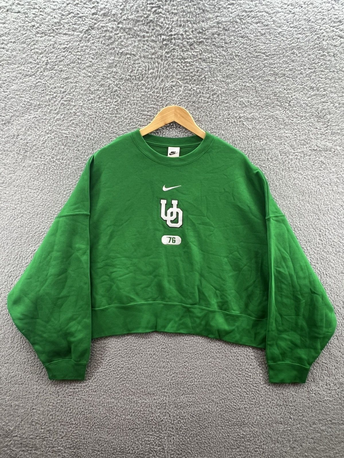 Nike Nike Oregon Women’s College Green Crewneck Large DR3832-377 Size L / US 10 / IT 46 - 1 Thumbnail