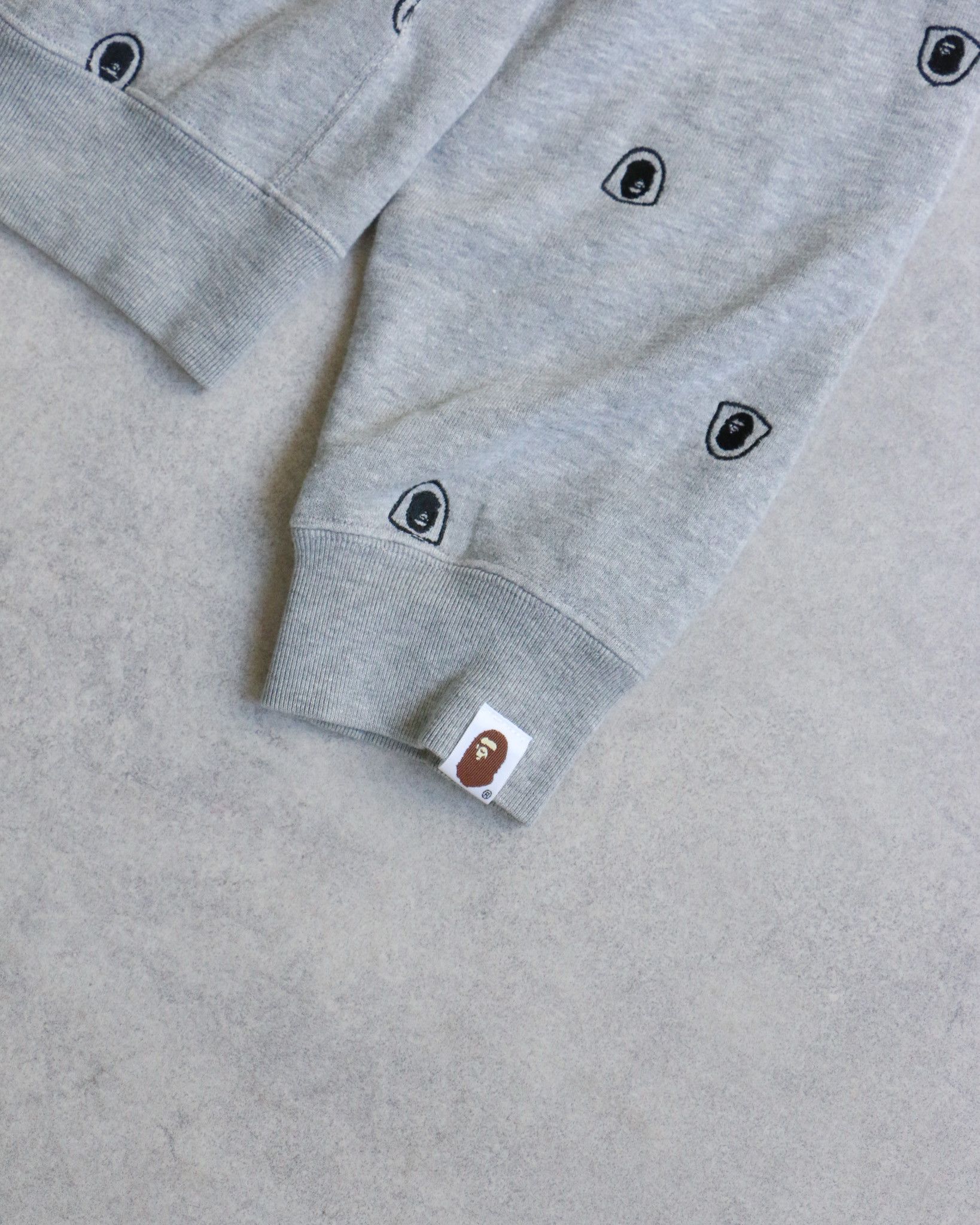 Bape BAPE Shield Monogram Logo Zip Up Hoodie Grey Size US M / EU 48-50 / 2 - 3 Thumbnail