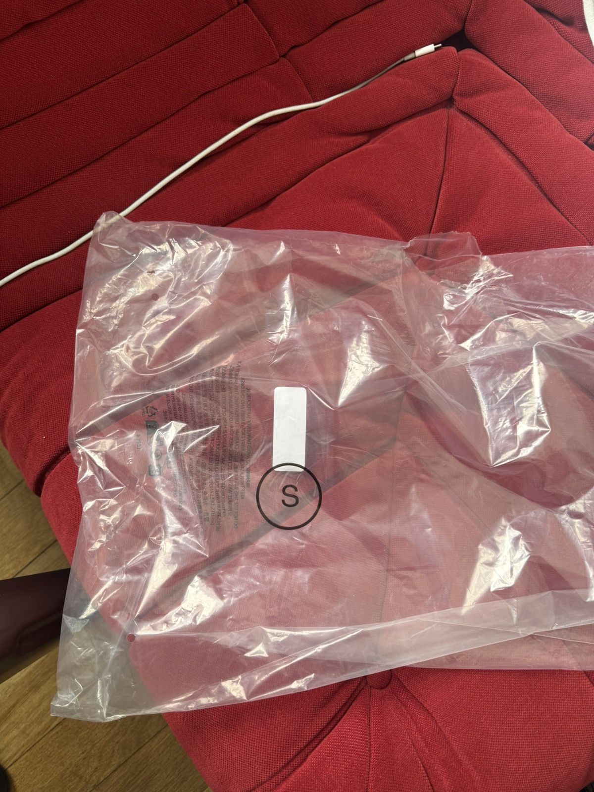 Supreme supreme paris exclusive 10th anniversary hoodie sweatshirt Size US S / EU 44-46 / 1 - 9 Thumbnail