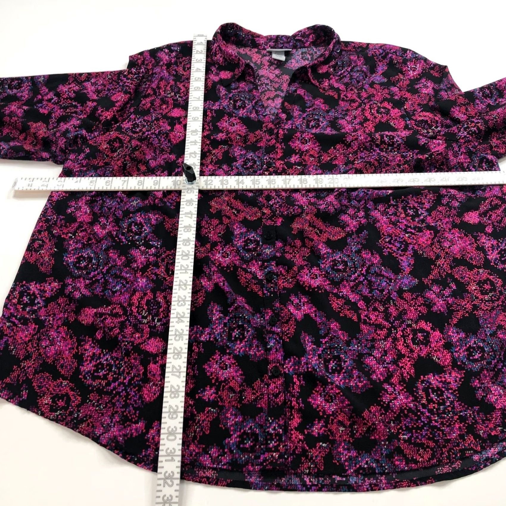 Vintage Catherines Plus 3X Women's Button Up Shirt All Over Print Black MINT Geometric Long Sleeve Casual 3X Womens Button-Up Shirt Size XXL / US 16-18 / IT 52-54 - 4 Thumbnail