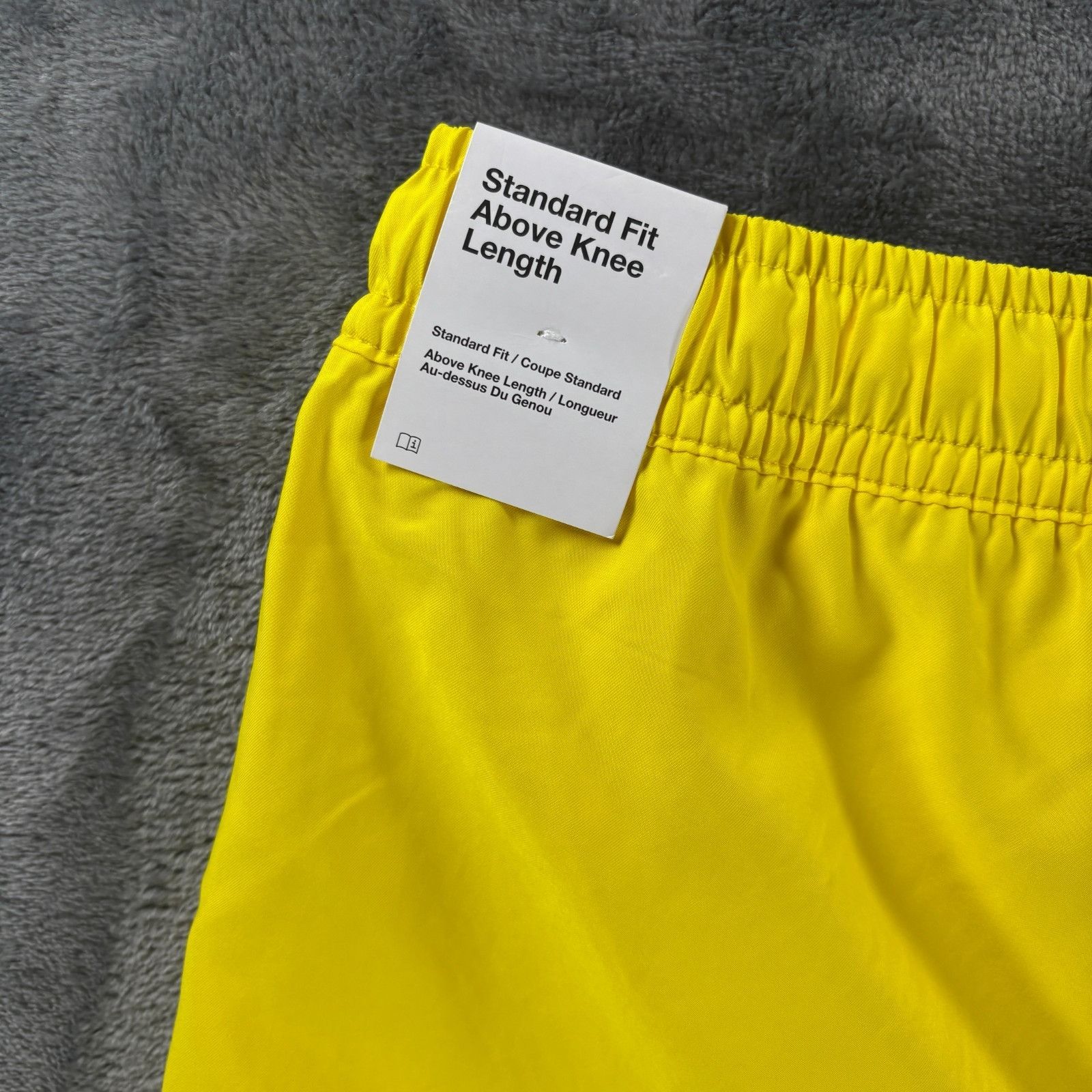 Nike Nike Men XXL Club Woven Lined Shorts Opti Yellow DM6829‑731 Size US 38 / EU 54 - 7 Thumbnail