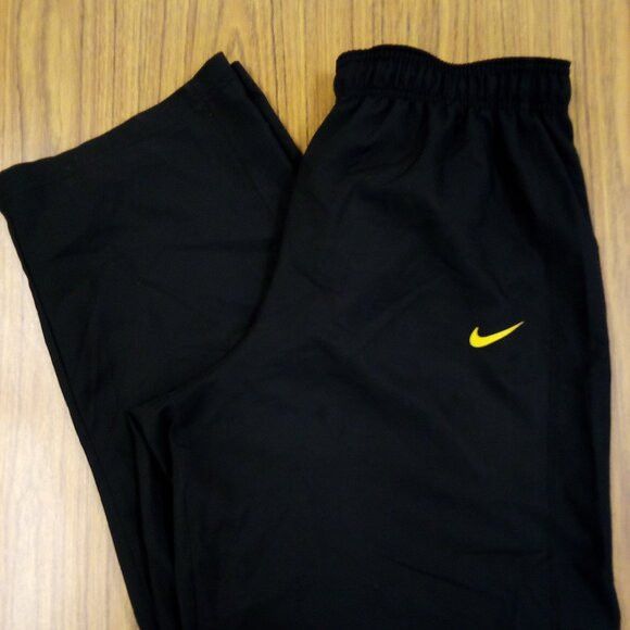 NCAA × Nike × Vintage Nike Oregon Ducks Band Team Issue Wind Pants Joggers Size US 34 / EU 50 - 1 Thumbnail