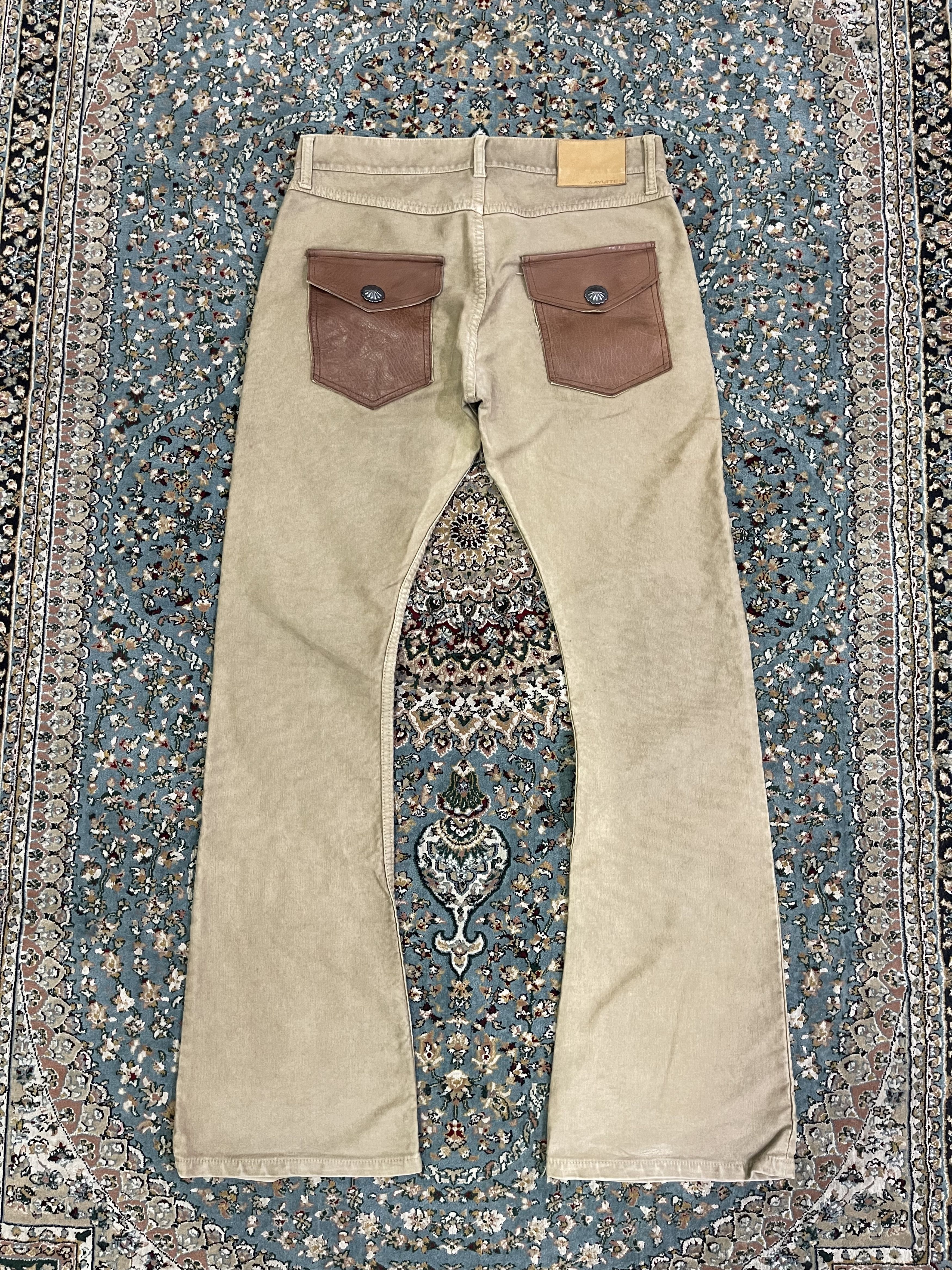 AYUITE Flared Leather Pocket Bushpants Beige Travis Scott
