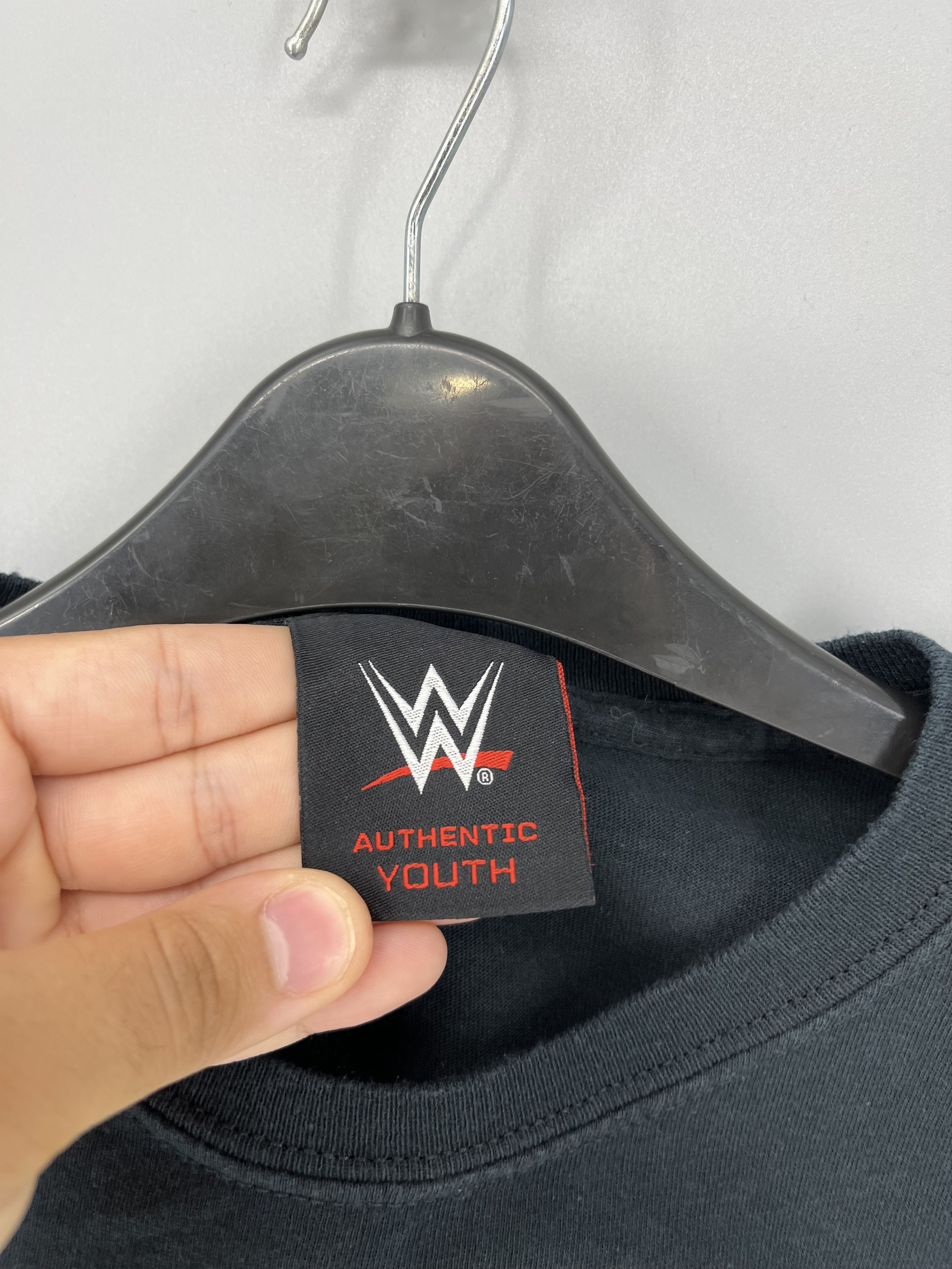 Vintage Wwe T-Shirts 2017 Y2K band tee Size US M / EU 48-50 / 2 - 7 Thumbnail