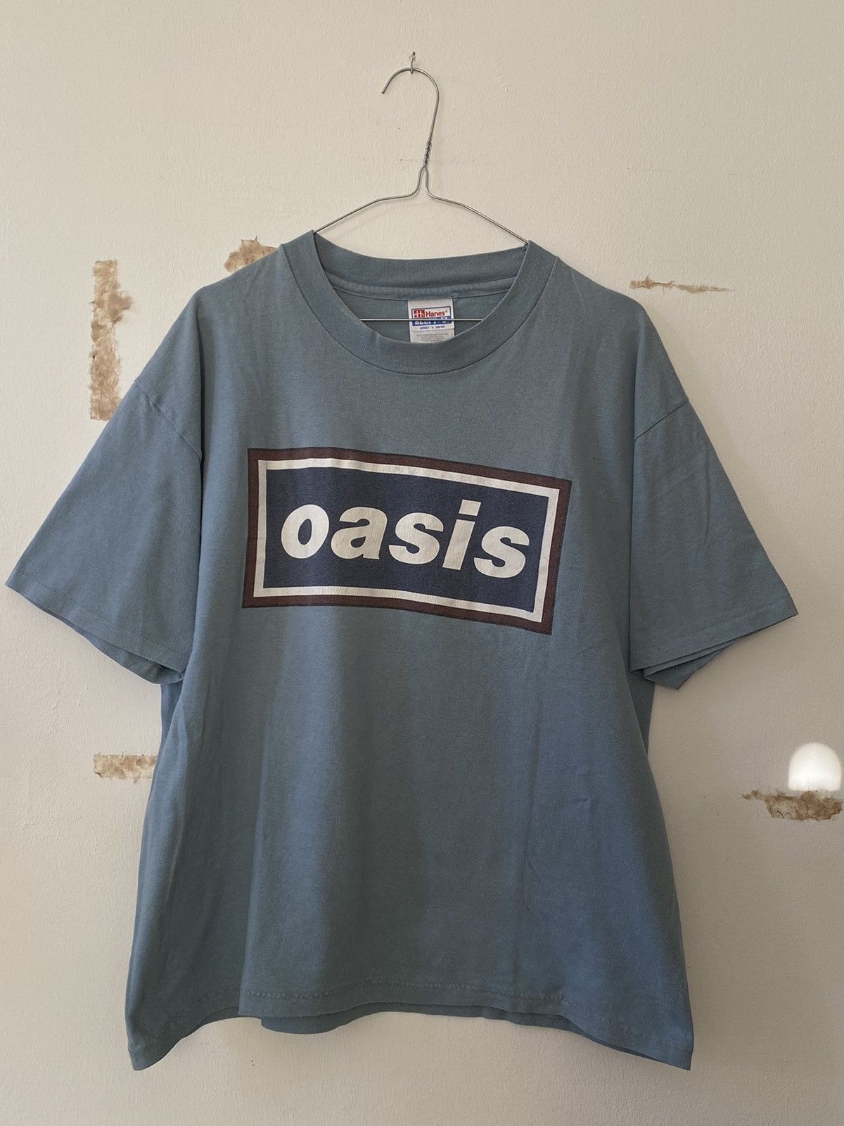 image of Band Tees x Made In USA Vintage 1994 Oasis ‚Definitely Maybe’ Britpop Shirt in Blue (Size Large)
