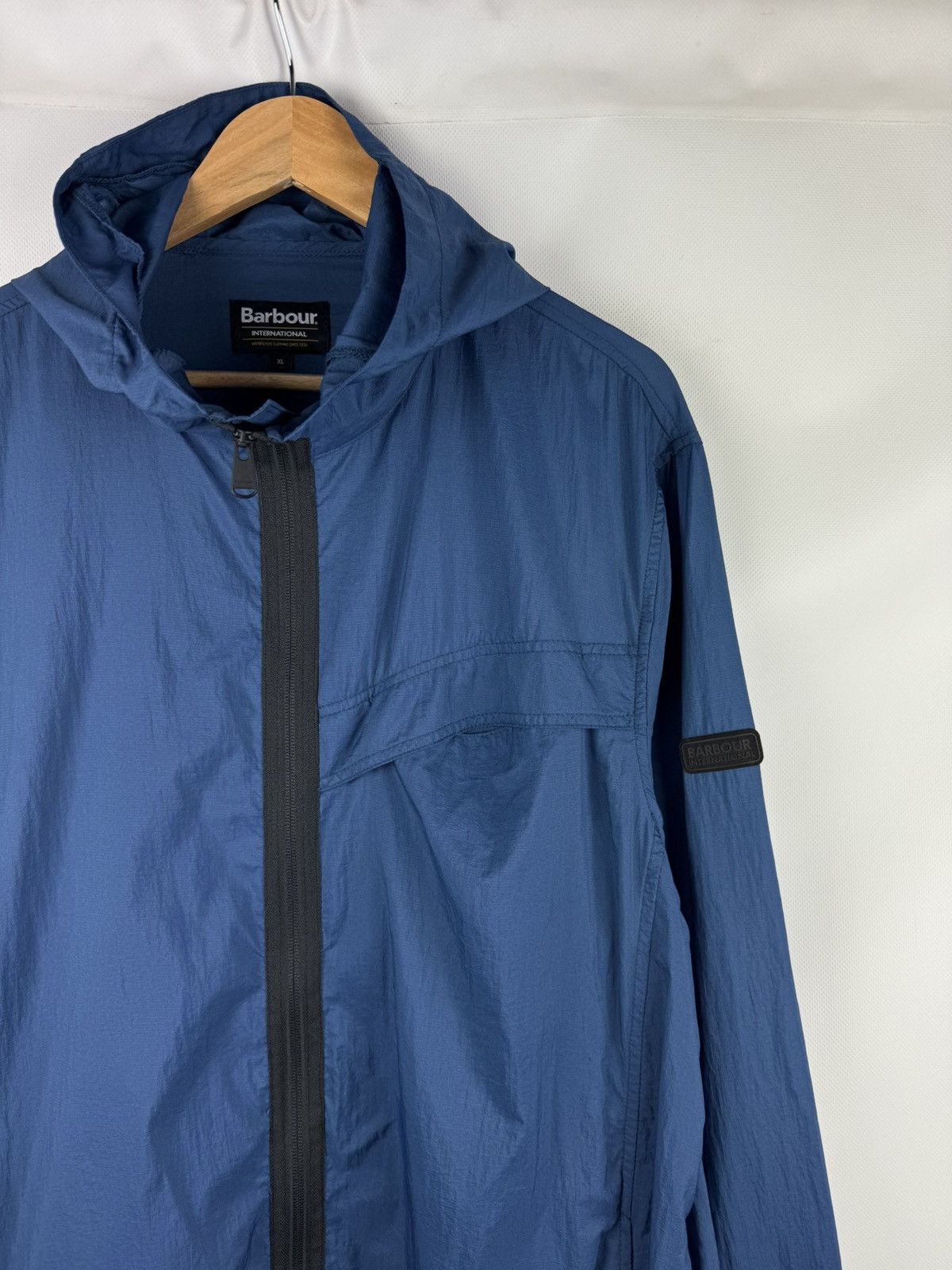 Barbour Barbour International Full Zip Hooded Windbreaker Jacket Size US XL / EU 56 / 4 - 6 Thumbnail