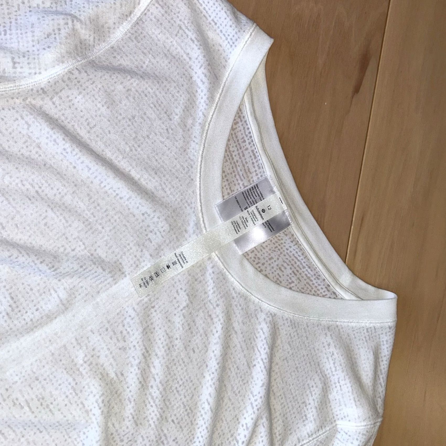Lululemon VINTAGE Lululemon Uncovered Tall White Top Tie Long Sleeve Women’s 12 Size XL / US 12-14 / IT 48-50 - 3 Thumbnail