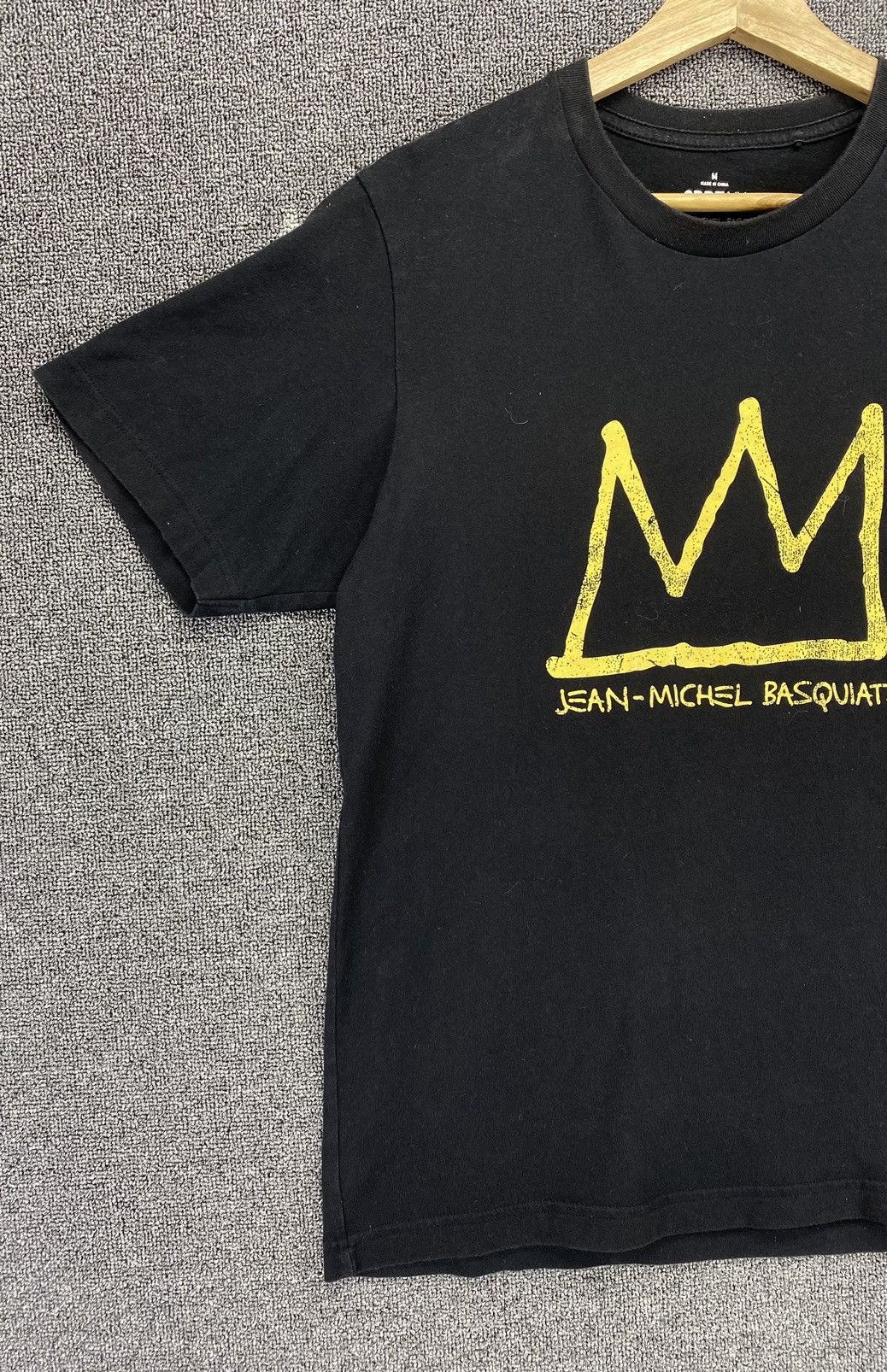 Jean-Michel Basquiat Jean-Michel Basquiat x Uniqlo Tee T Shirts Size US M / EU 48-50 / 2 - 3 Thumbnail